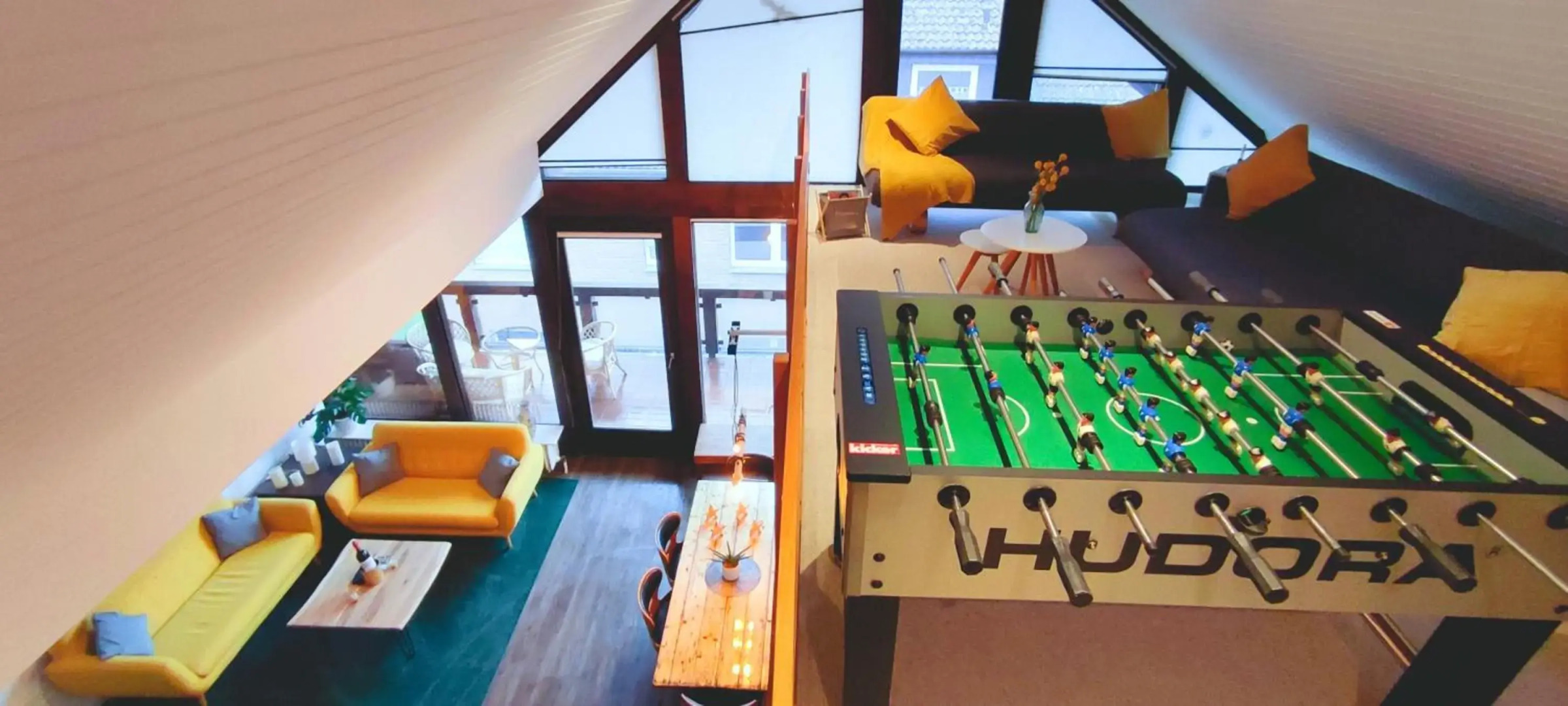 Stilvolle Galeriewohnung im Land der tausend Berge