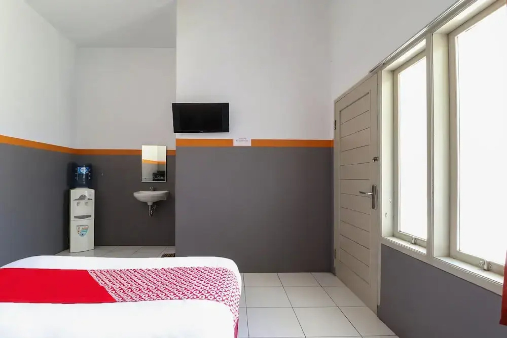 Wisma Etiga by OYO Rooms