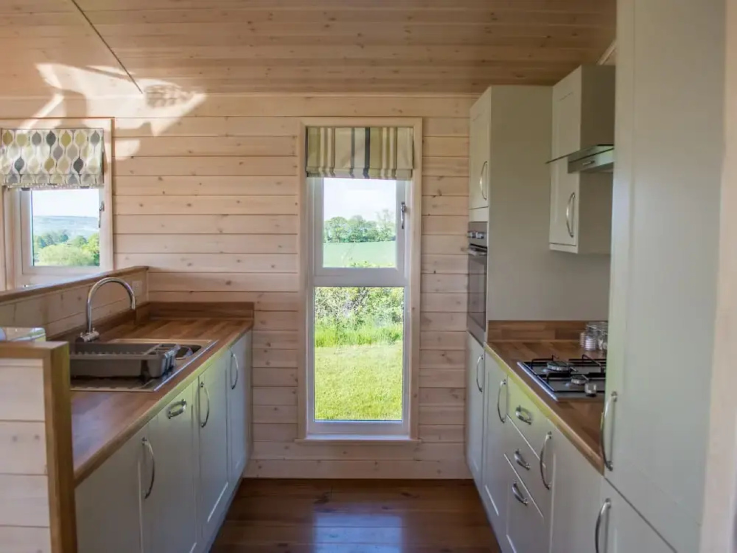 Moonrise Lodge - Swallow Lodge