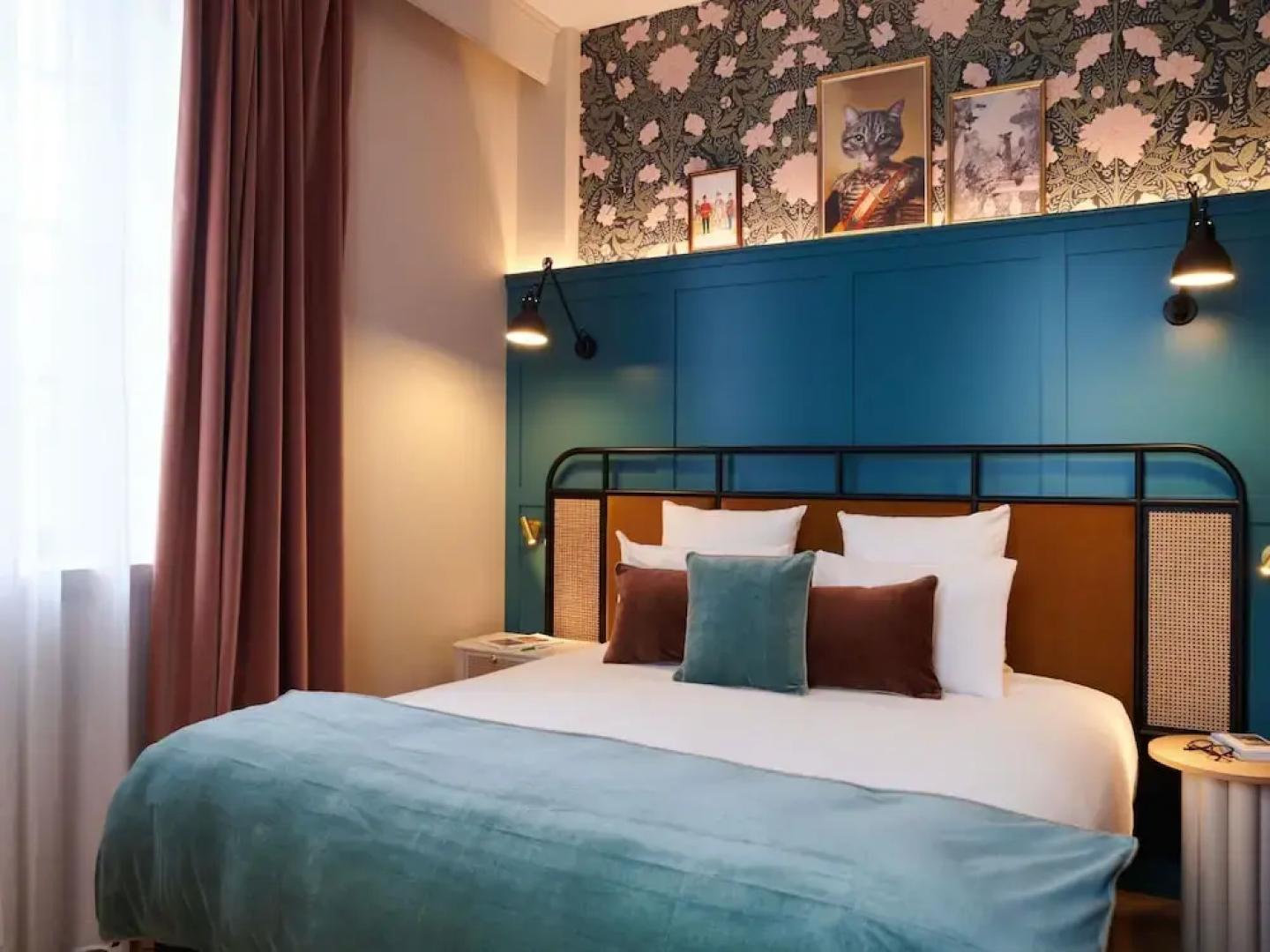 Square Lodge Hotel La Roche Sur Yon - Handwritten Collection