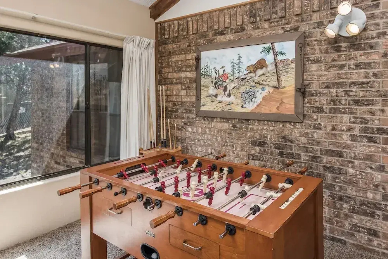 Cowboys Indians and Outlaws - Three Bedroom Cabin