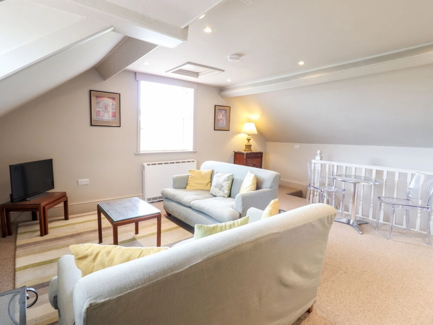 Rock House Apartment