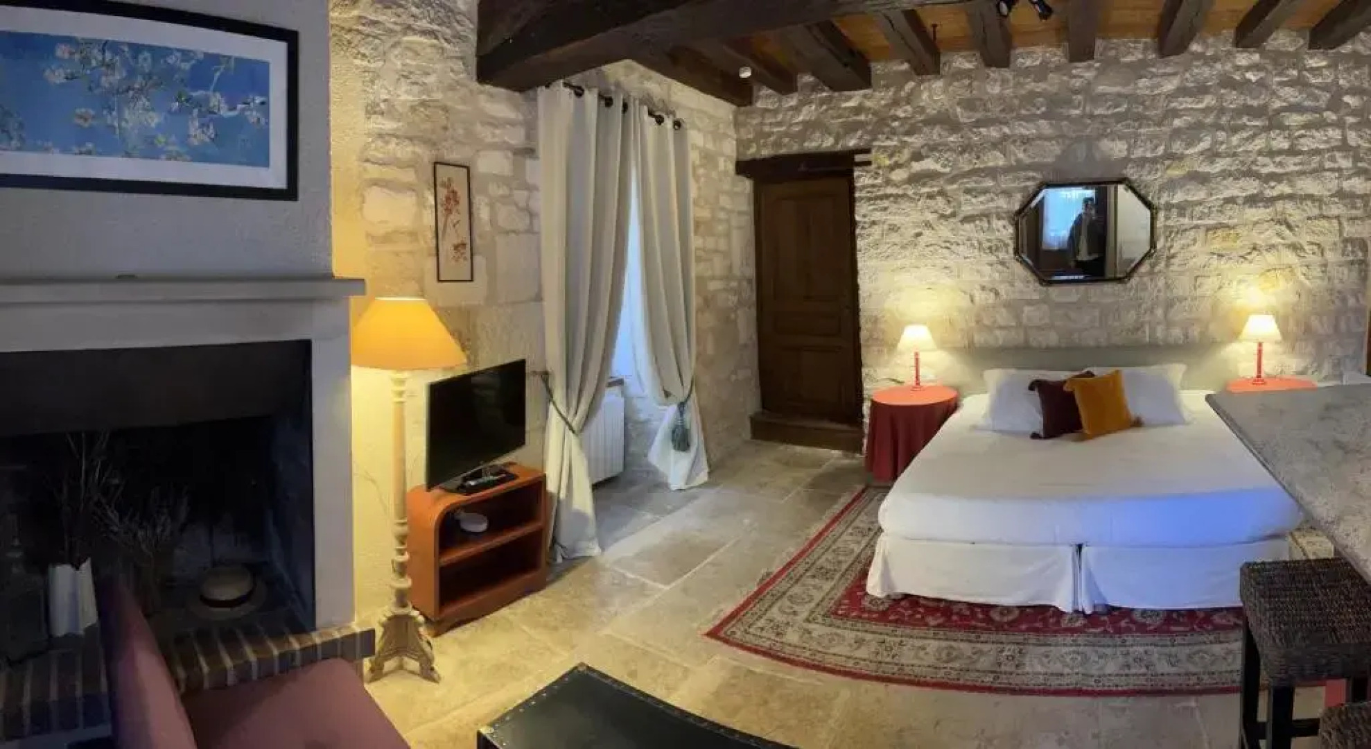 Maison d'Alienor - Gîtes