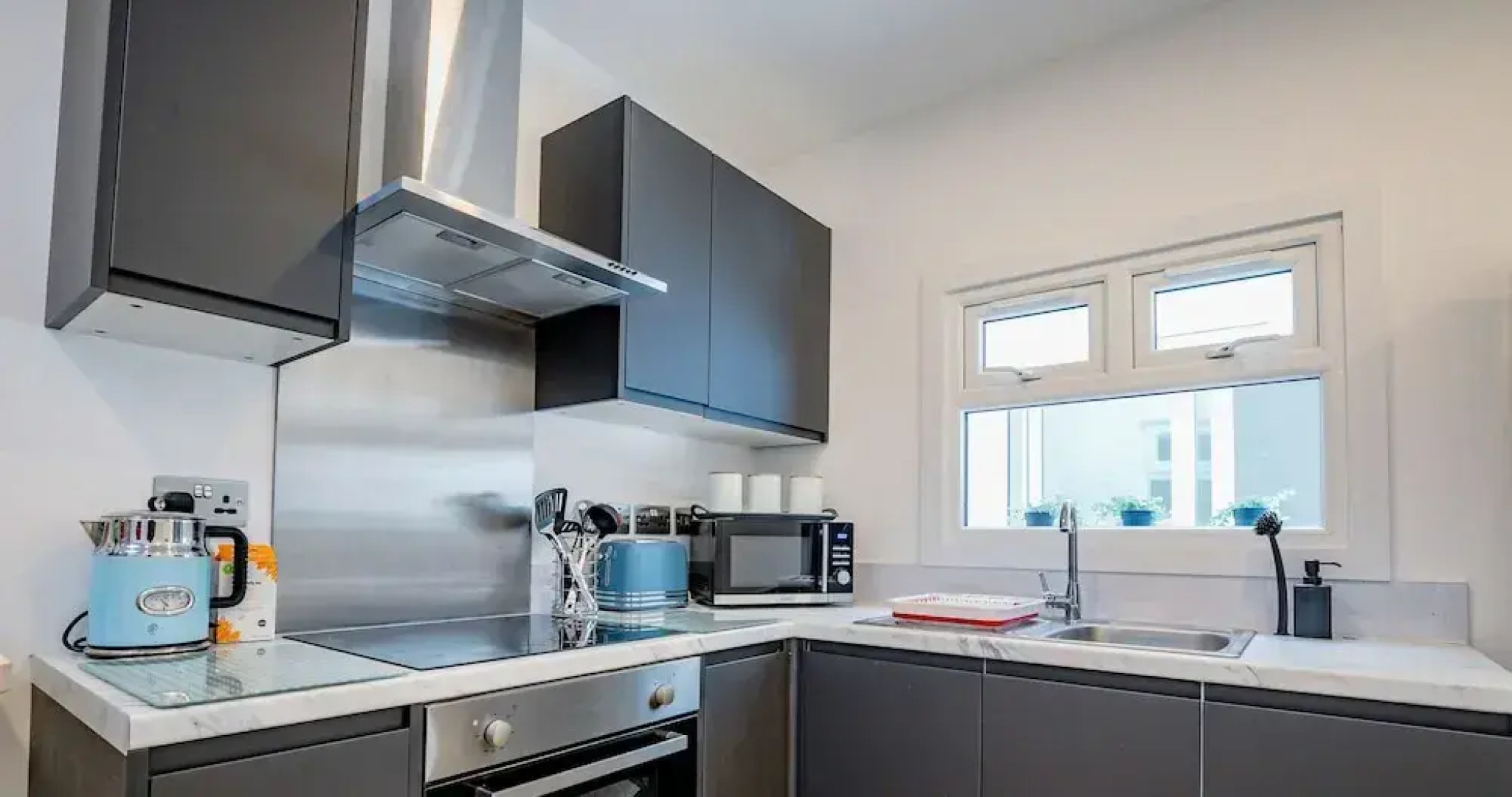 Host Stay Croydon Road Abode