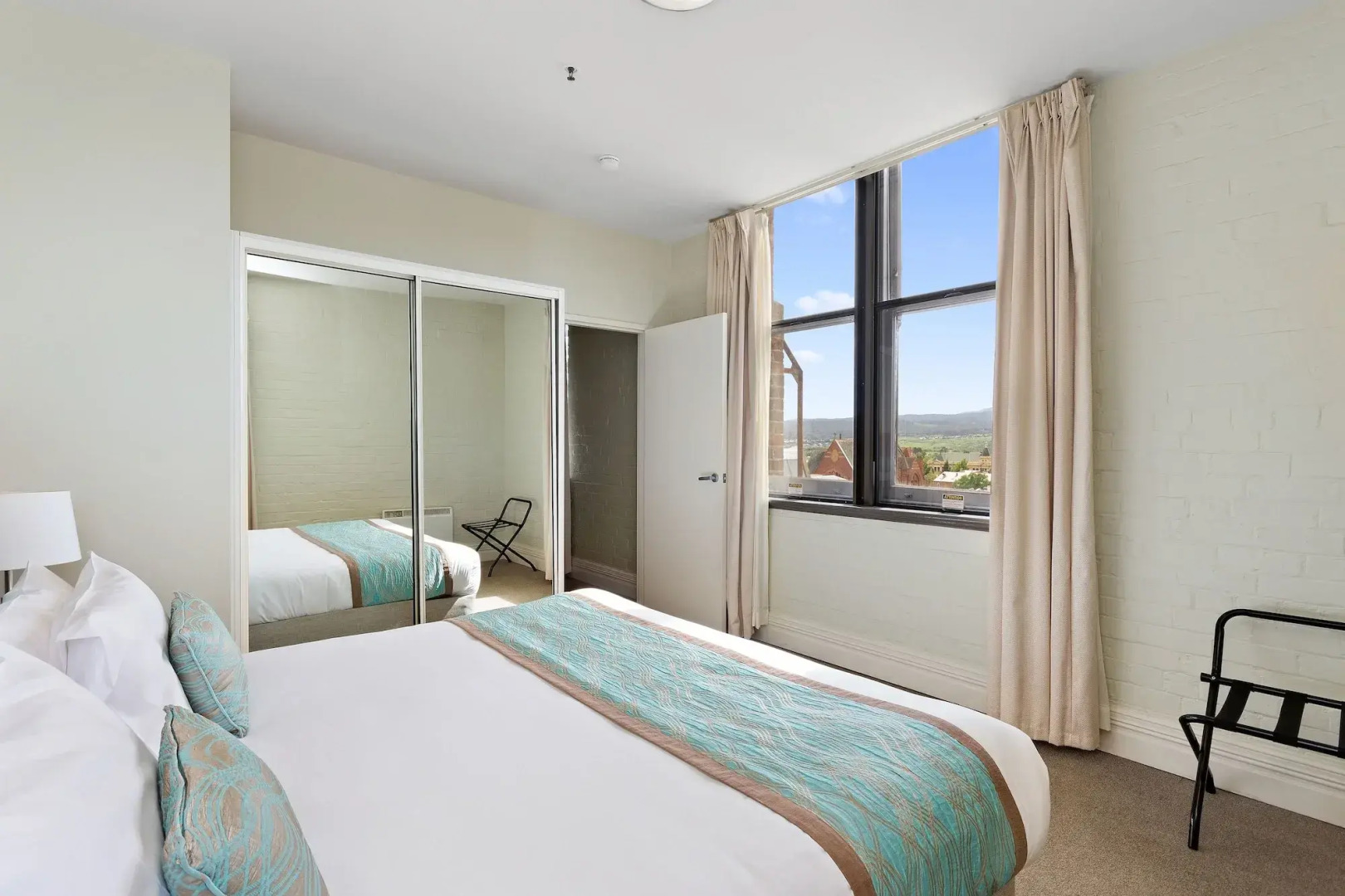 Launceston Central Apartment Hotel