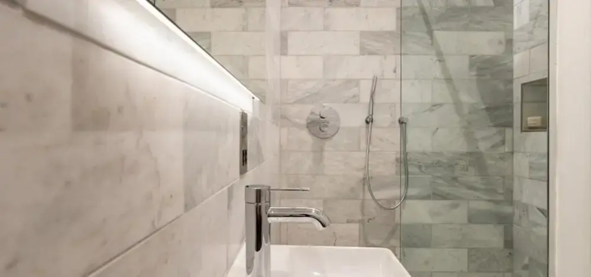 Cathedral Yard - An Exclusive Private Apartment on Cathedral Green, Exeter