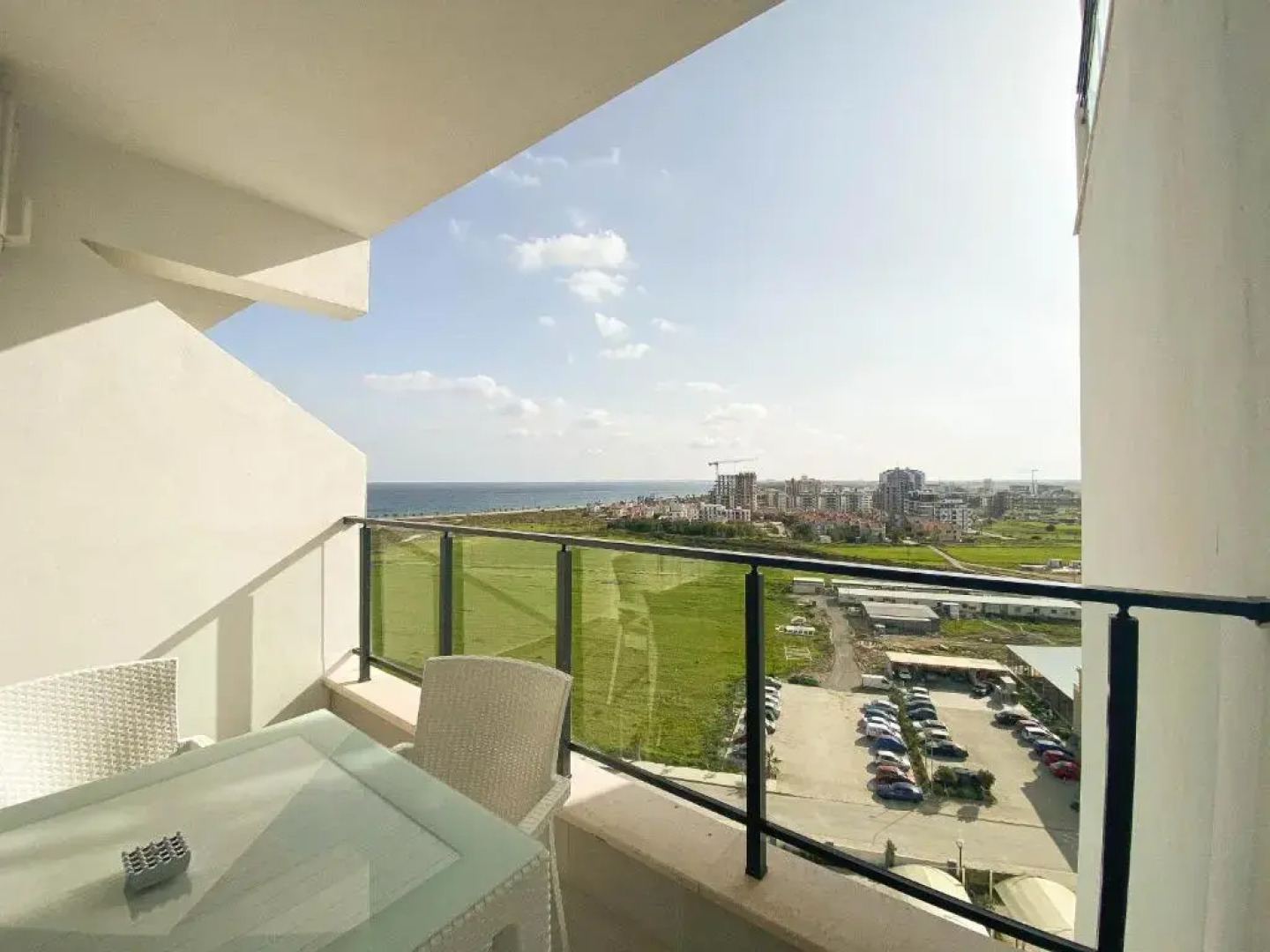 Modern Studio Sea View Apartment in Caesar Resort & Spa, Long Beach
