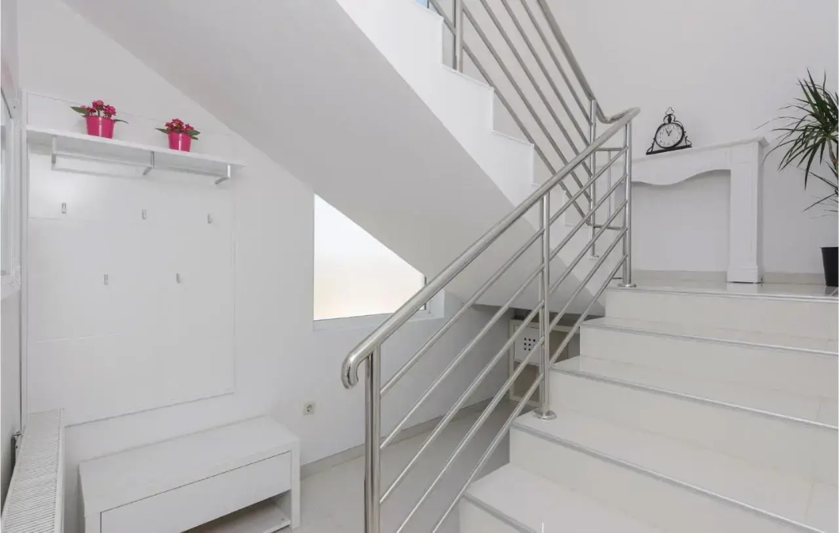 Four-Bedroom Holiday Home in Suhovare