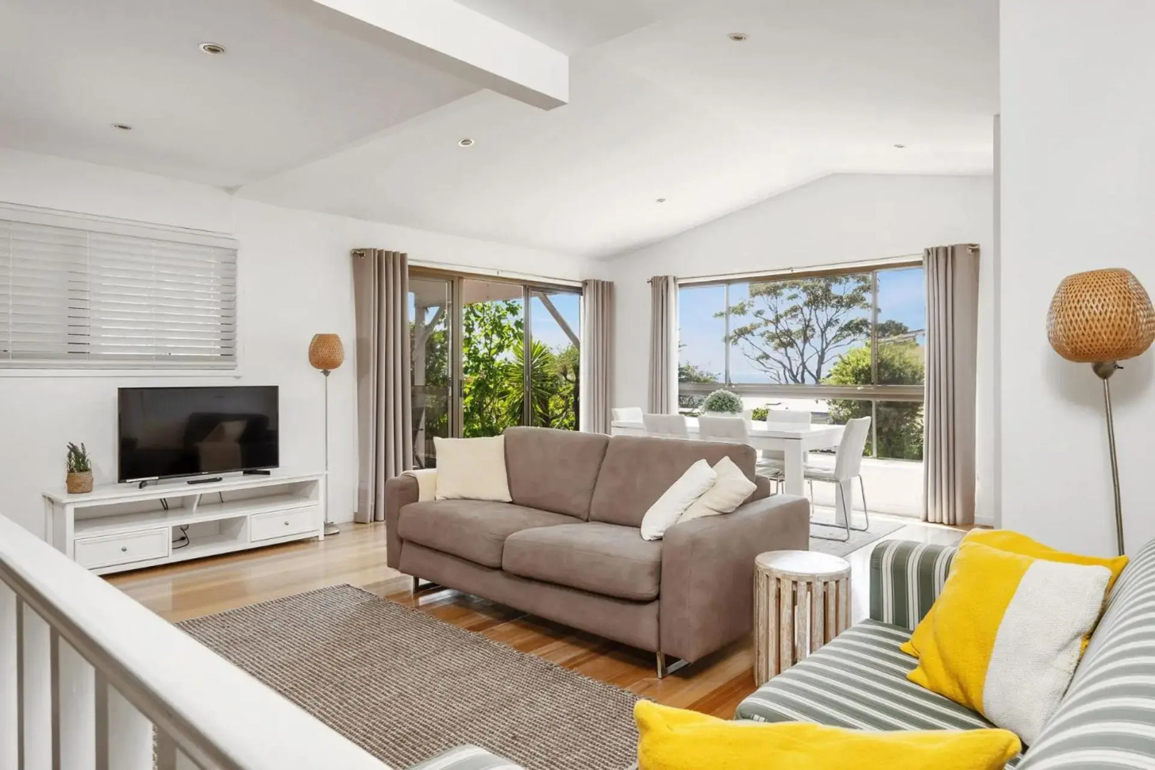 Mara at Hyams 4pm Check Out Sundays