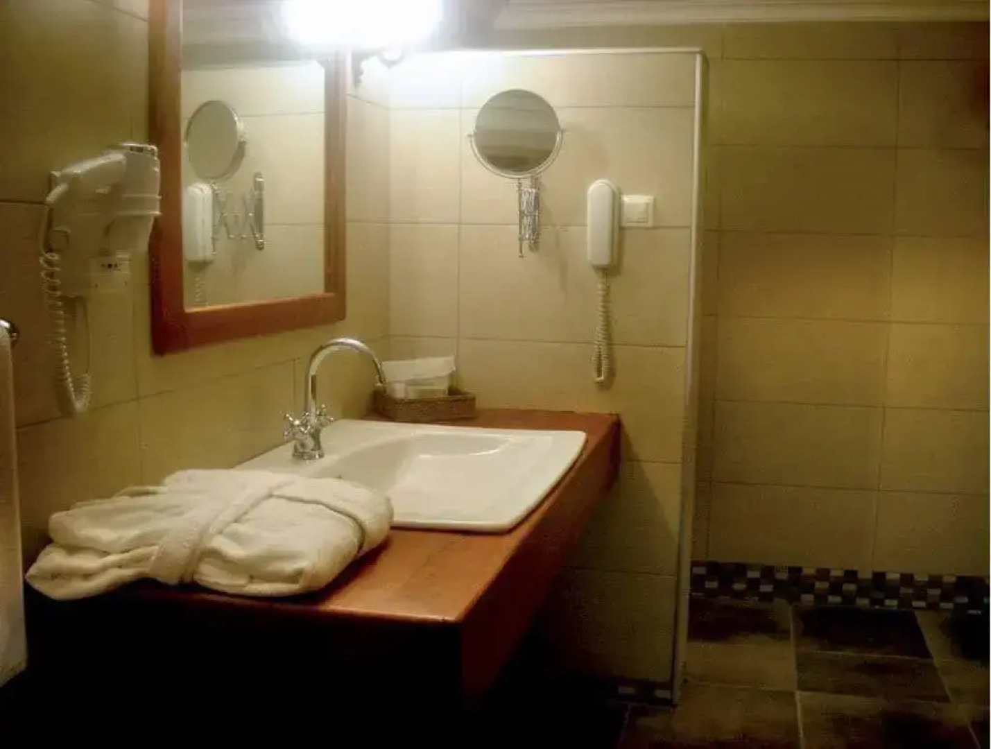 Kumlubük Maris Hotel