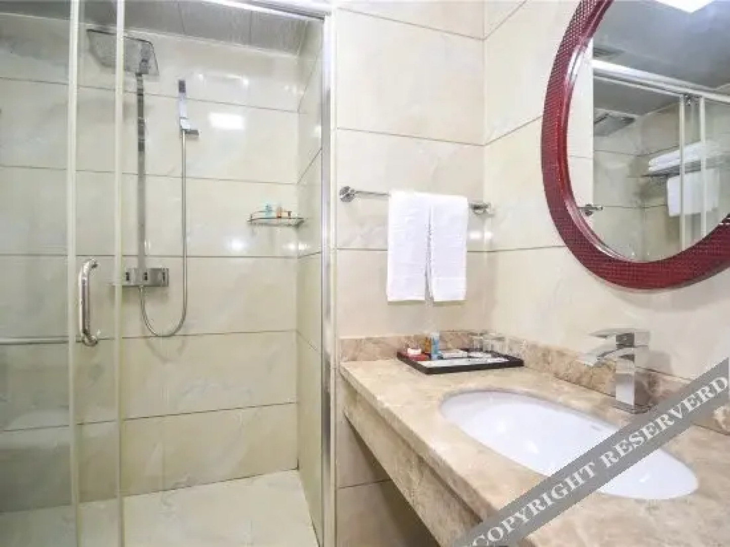 Qinhuangdao Xiadu Garden Hotel (People's Square)