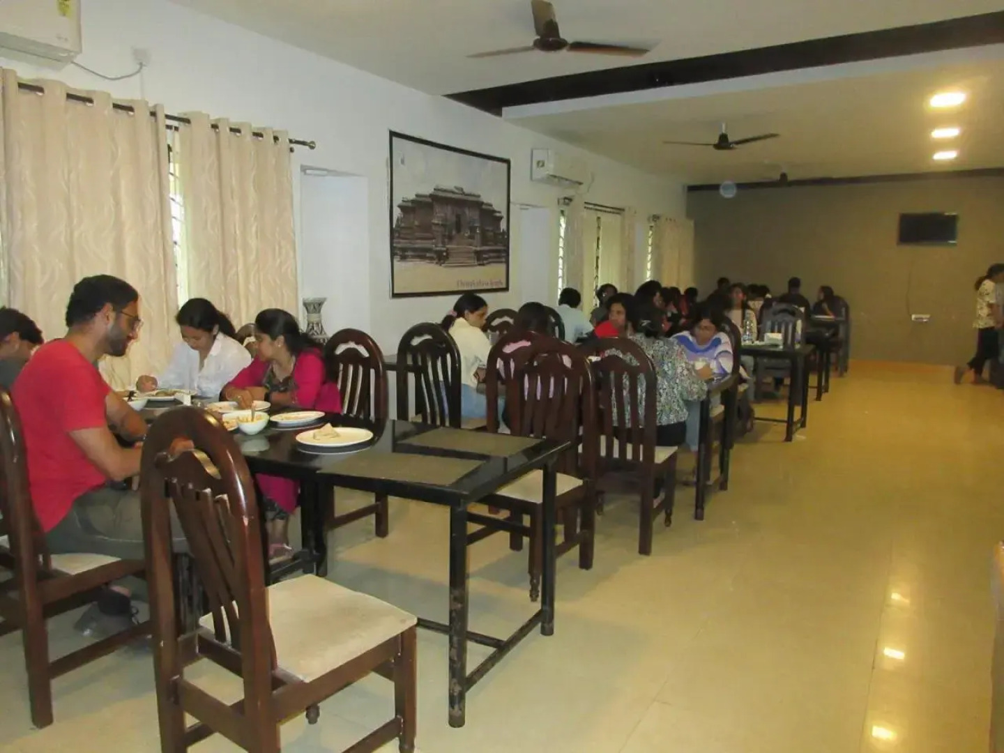 KSTDC Hotel Mayura Velapuri Belur