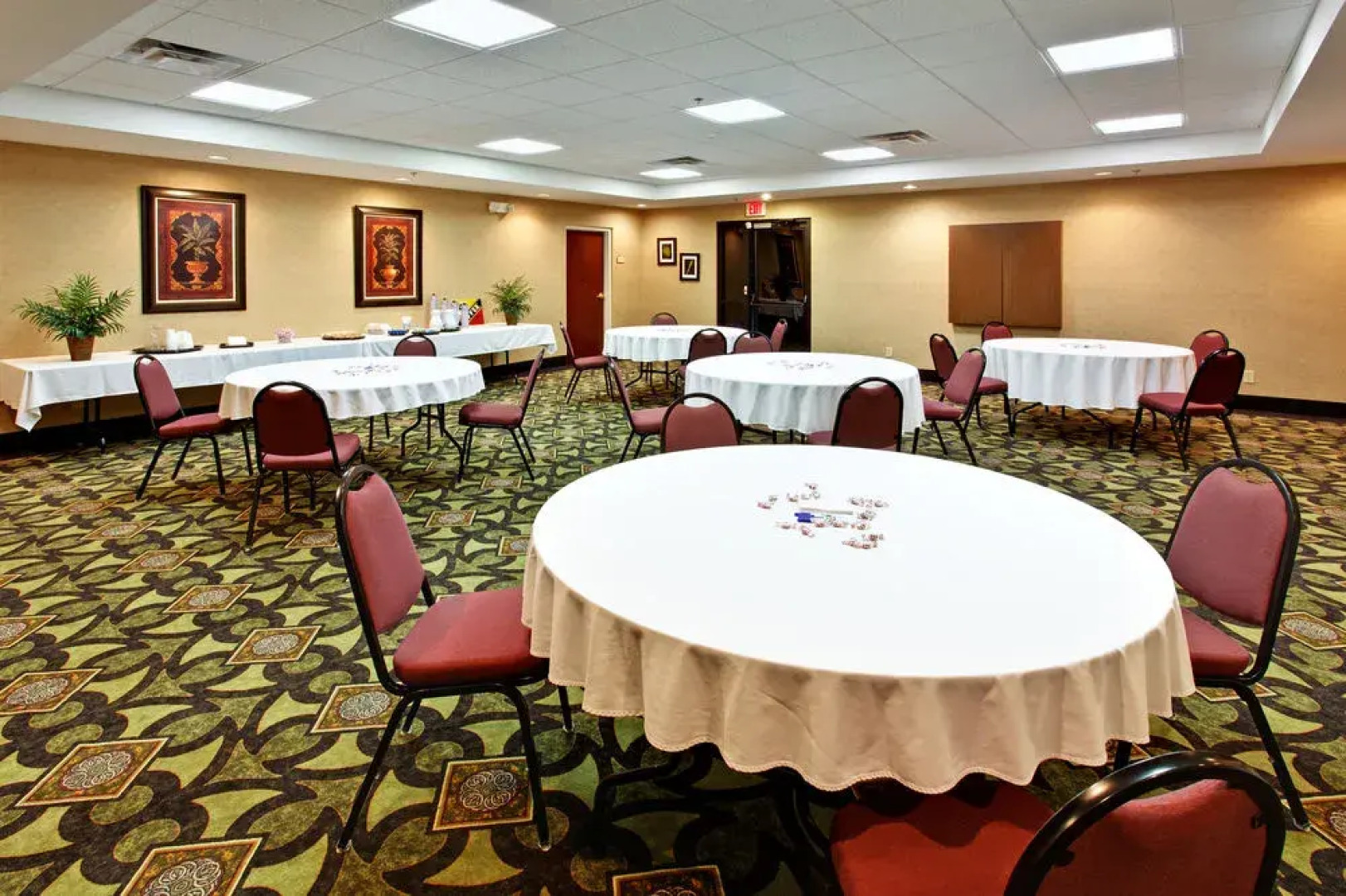 Holiday Inn Express Hotel & Suites Kingsport-Meadowview I-26