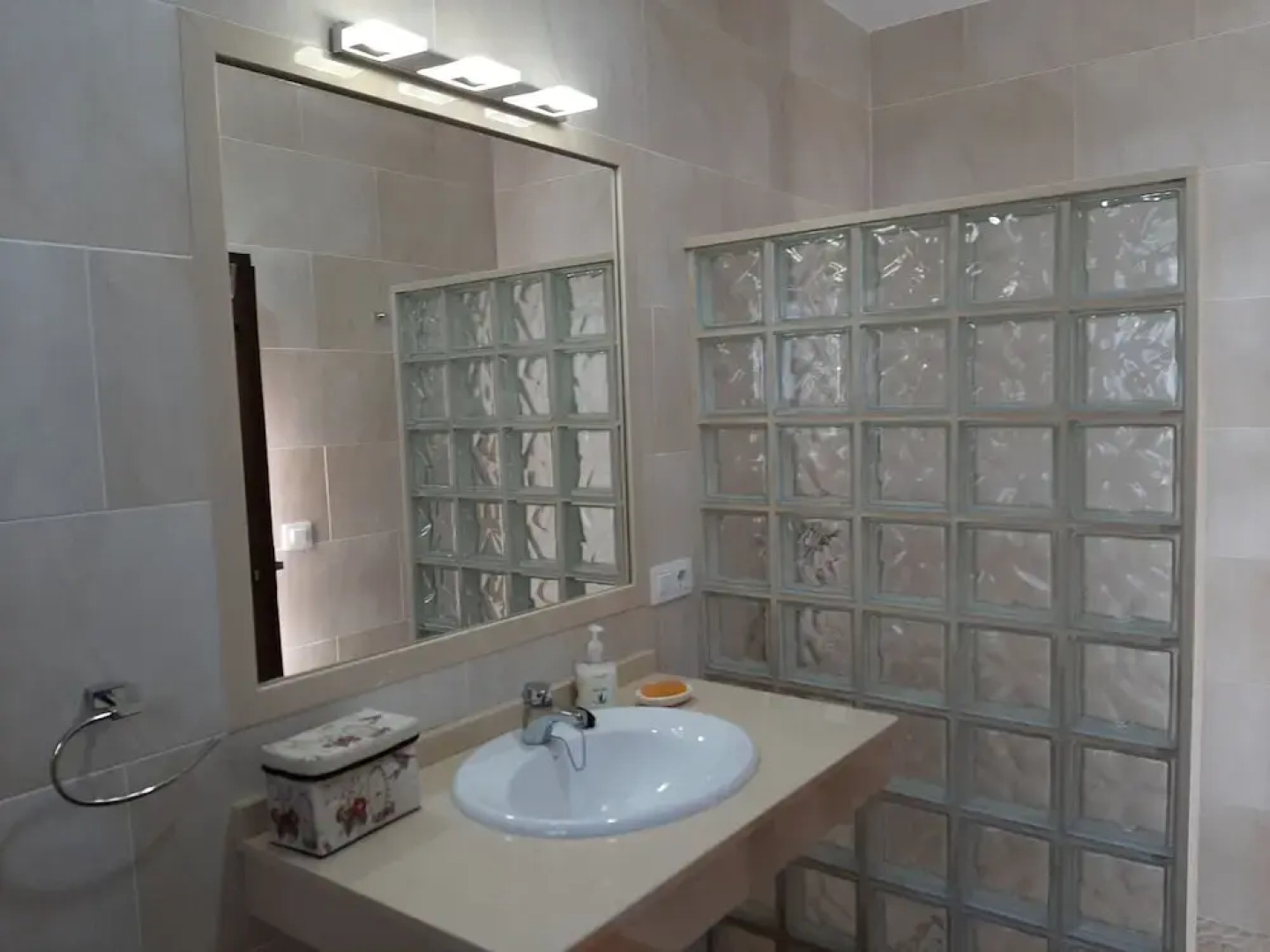 Holiday Home With Views Over the Valley & Private Pool