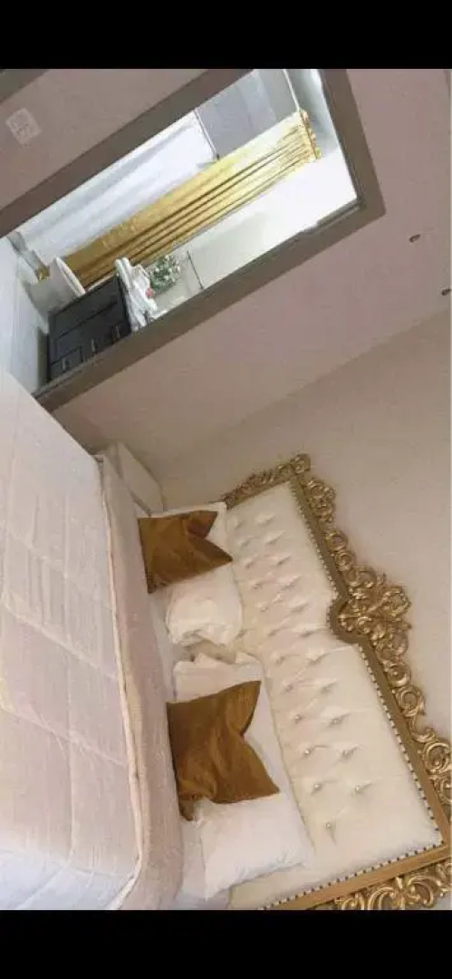 WELL FURNISHED 2 BEDROOMs 2 BATH IN CITYLINE