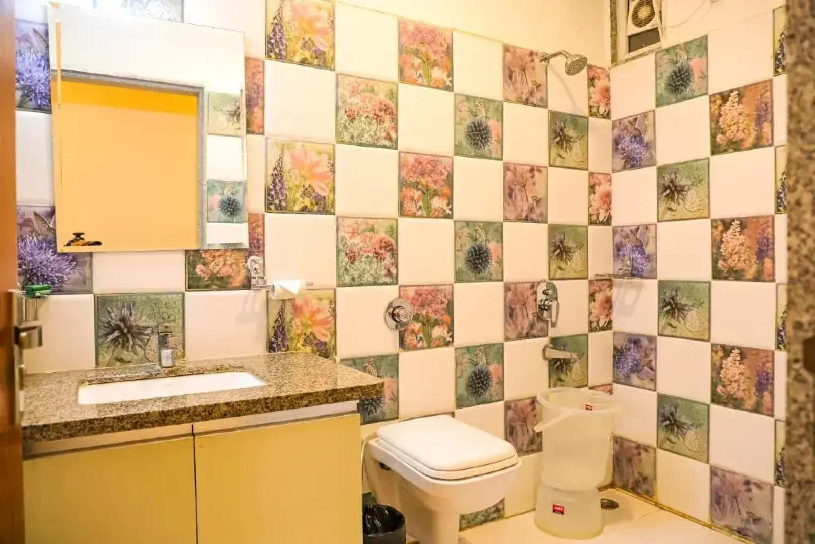 Hotel Shri Radha Nikunj at Prem Mandir