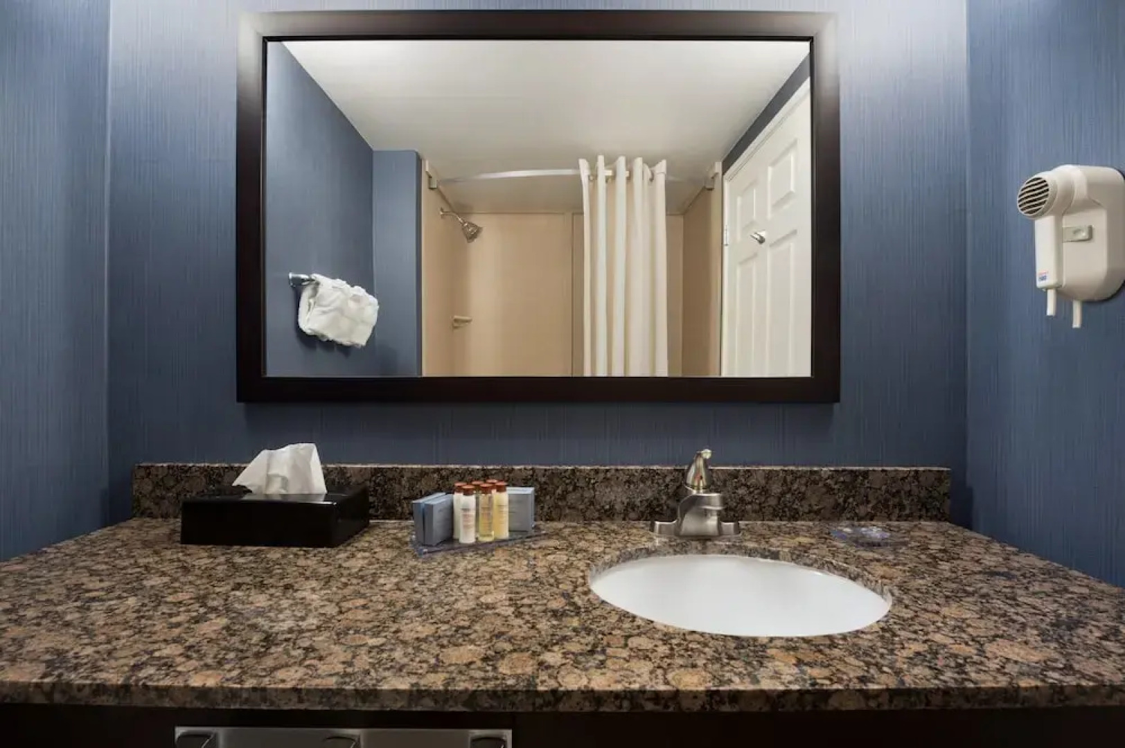 Holiday Inn Express St. Louis Arpt - Maryland Hgts