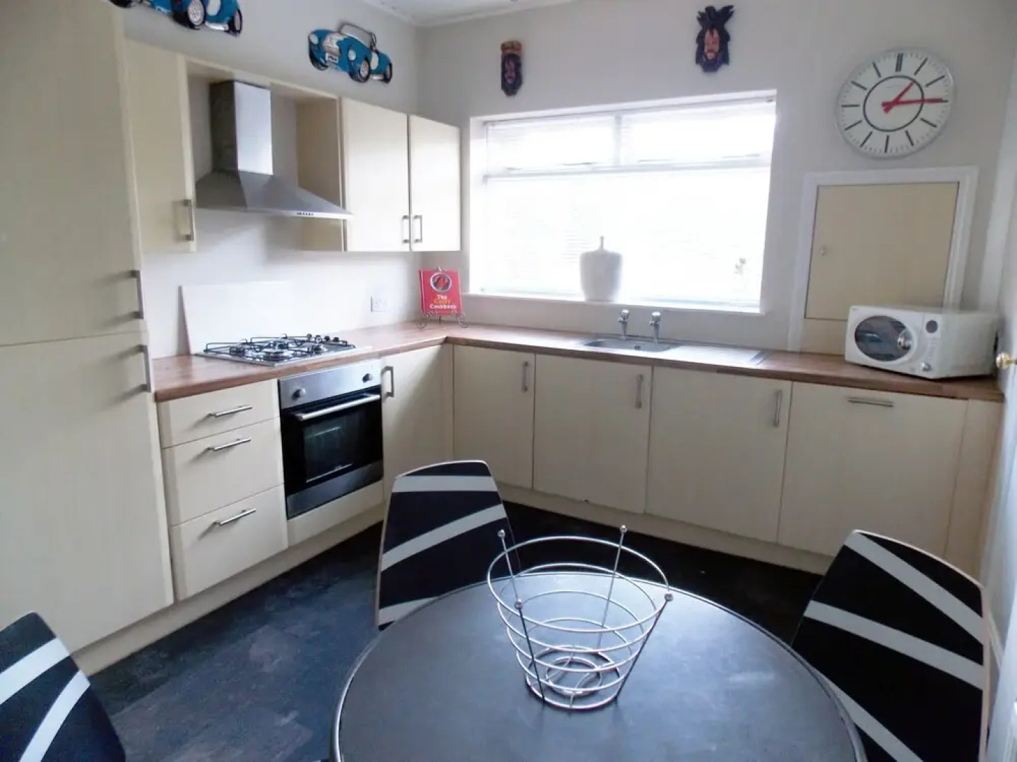 3 Chimneys Apartments