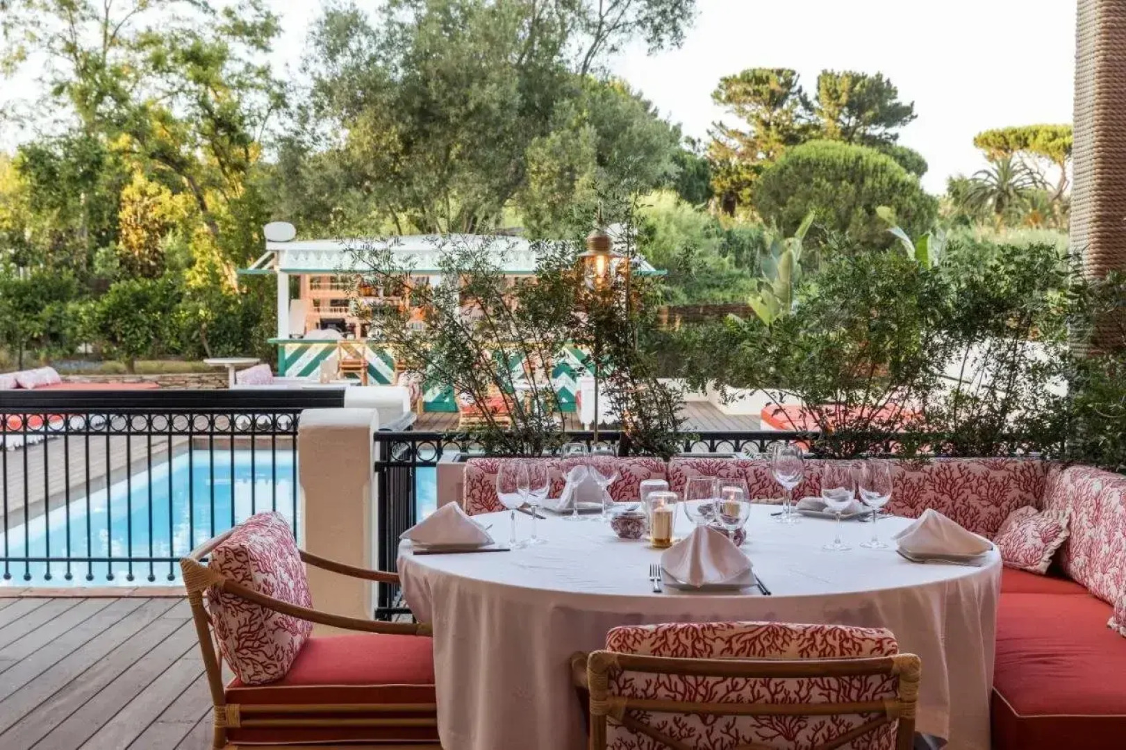 Hôtel La Tartane Saint -Tropez