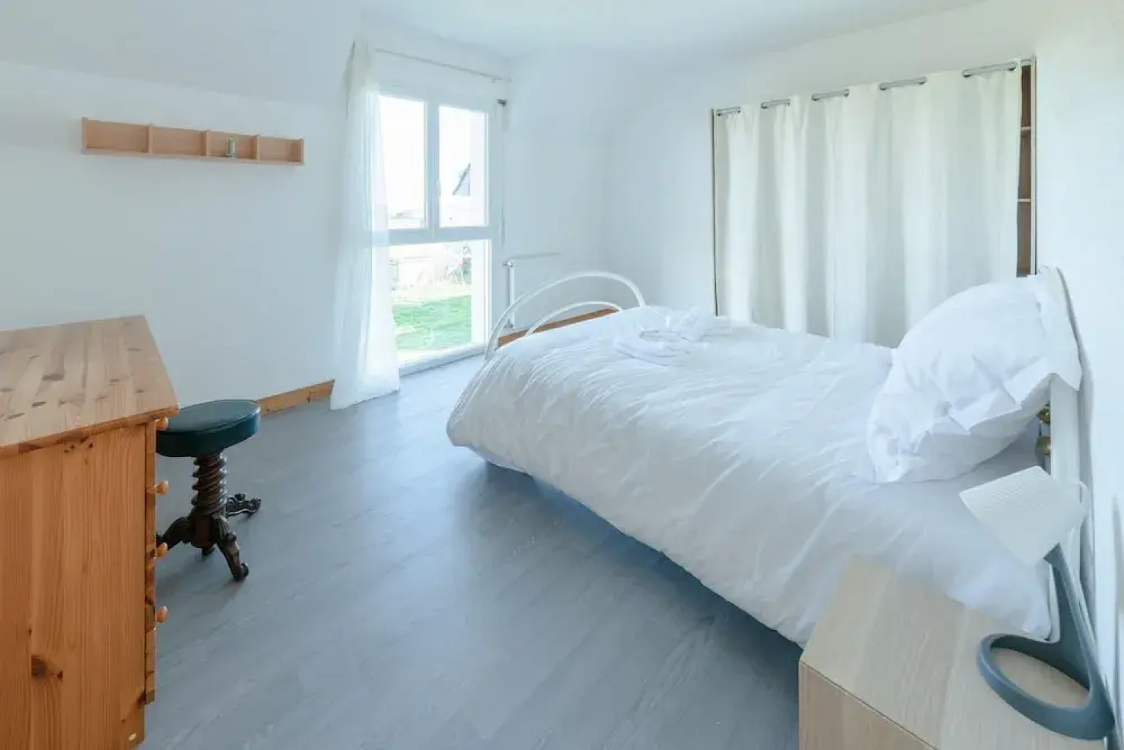 House in Saint-pabu Near Stunning Beaches