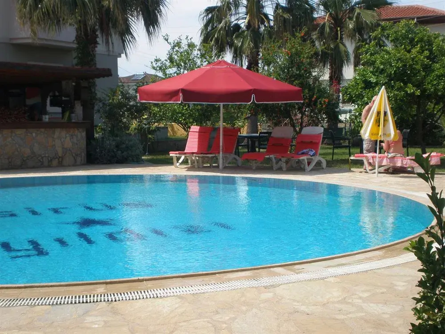 Jade Hotel