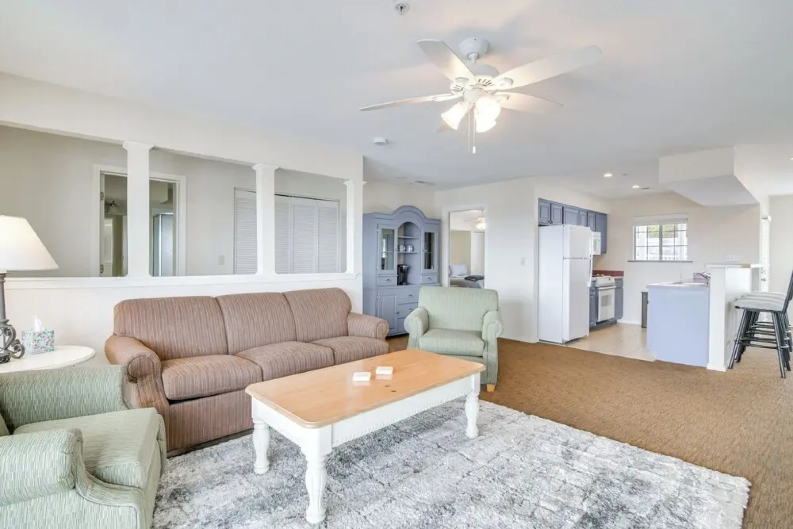 Resort Hot Tub Access! Table Rock Lake Condo