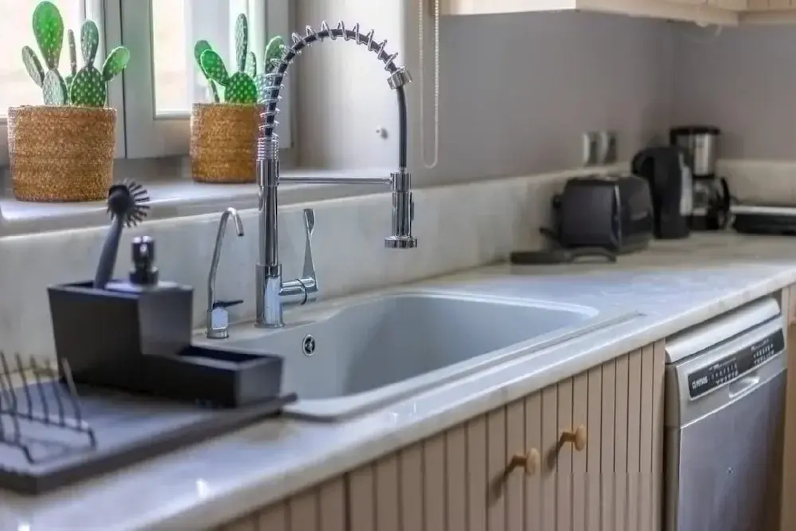 Luxury Villa Delphinus - Allparos Villas