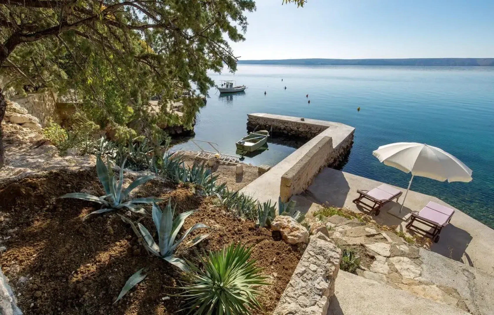 Awesome Home in Lukovo Sugarje With 4 Bedrooms and Wifi