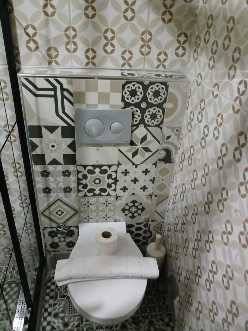 The Nar Suit & Apart