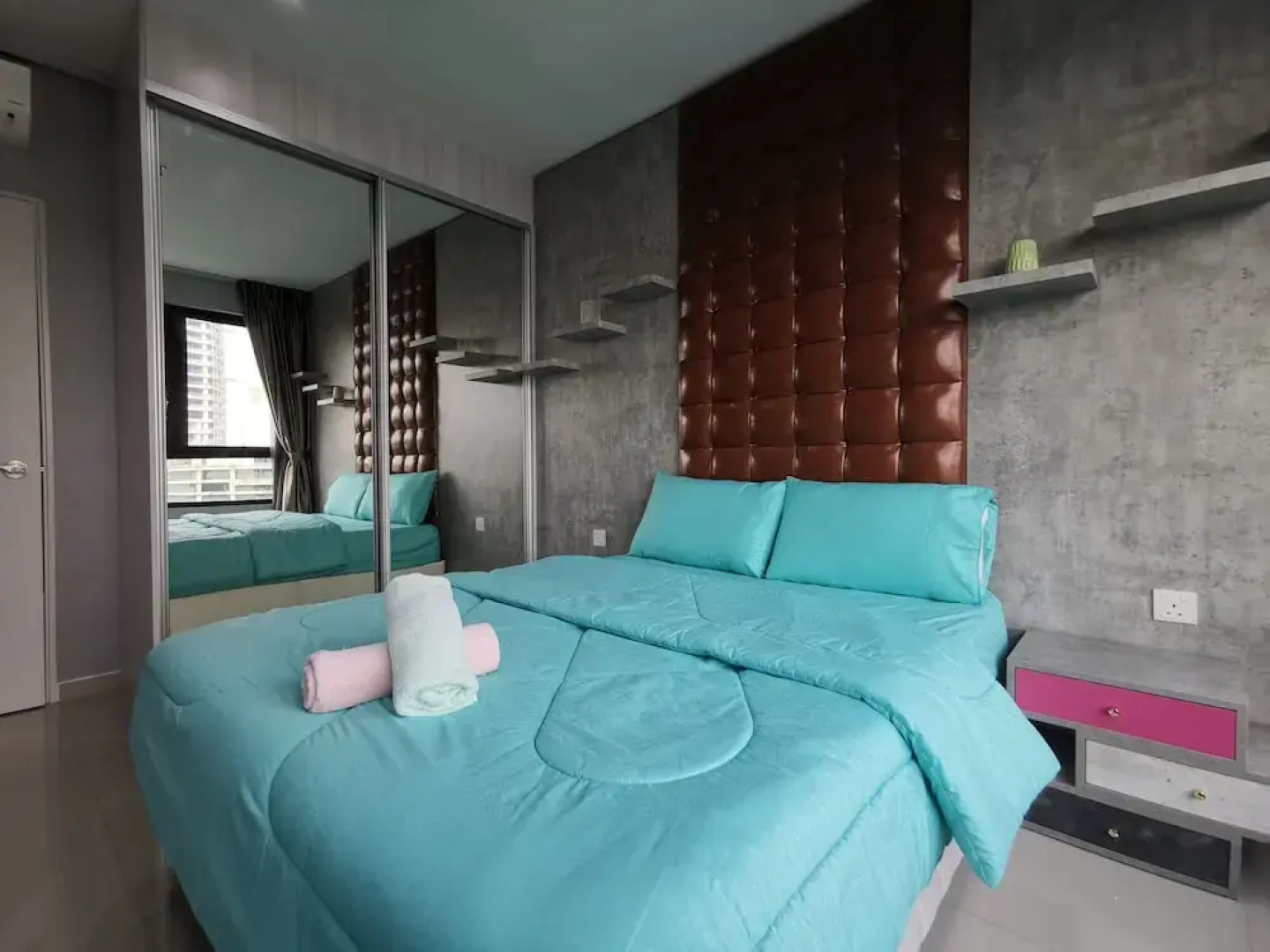 Eminent Suite @ i-Soho, i-City