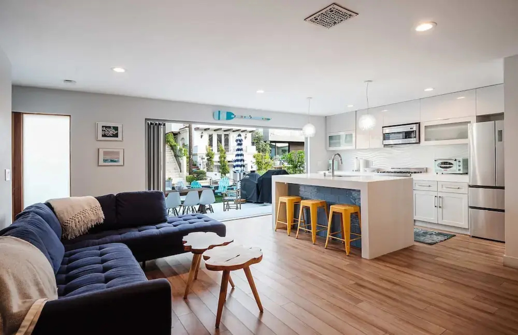 Your Coastal Getaway in Manhattan Beach Awaits