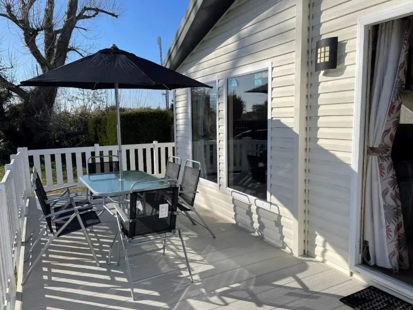 Pevensey Bay Holiday Park Corner Lodge With Own Garden 3 Bedrooms 2 Bathrooms Beach 5 Minutes Walk