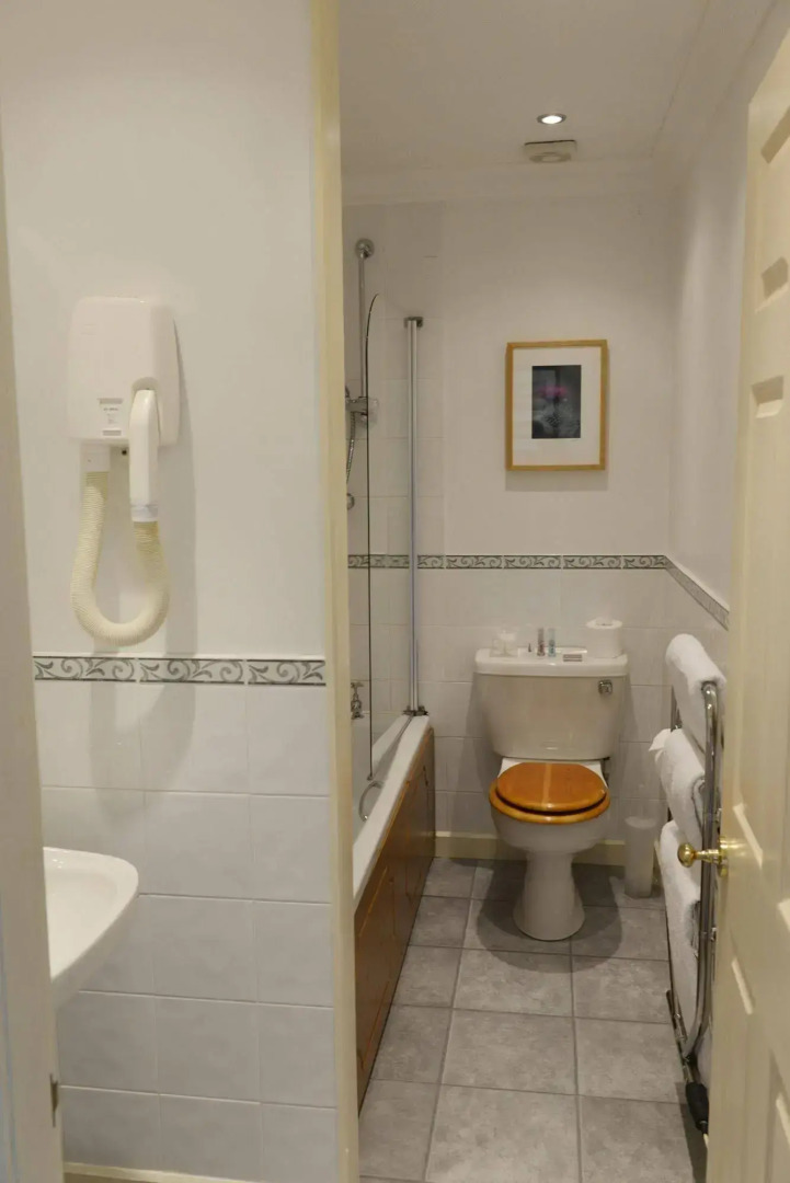 The Inch Hotel