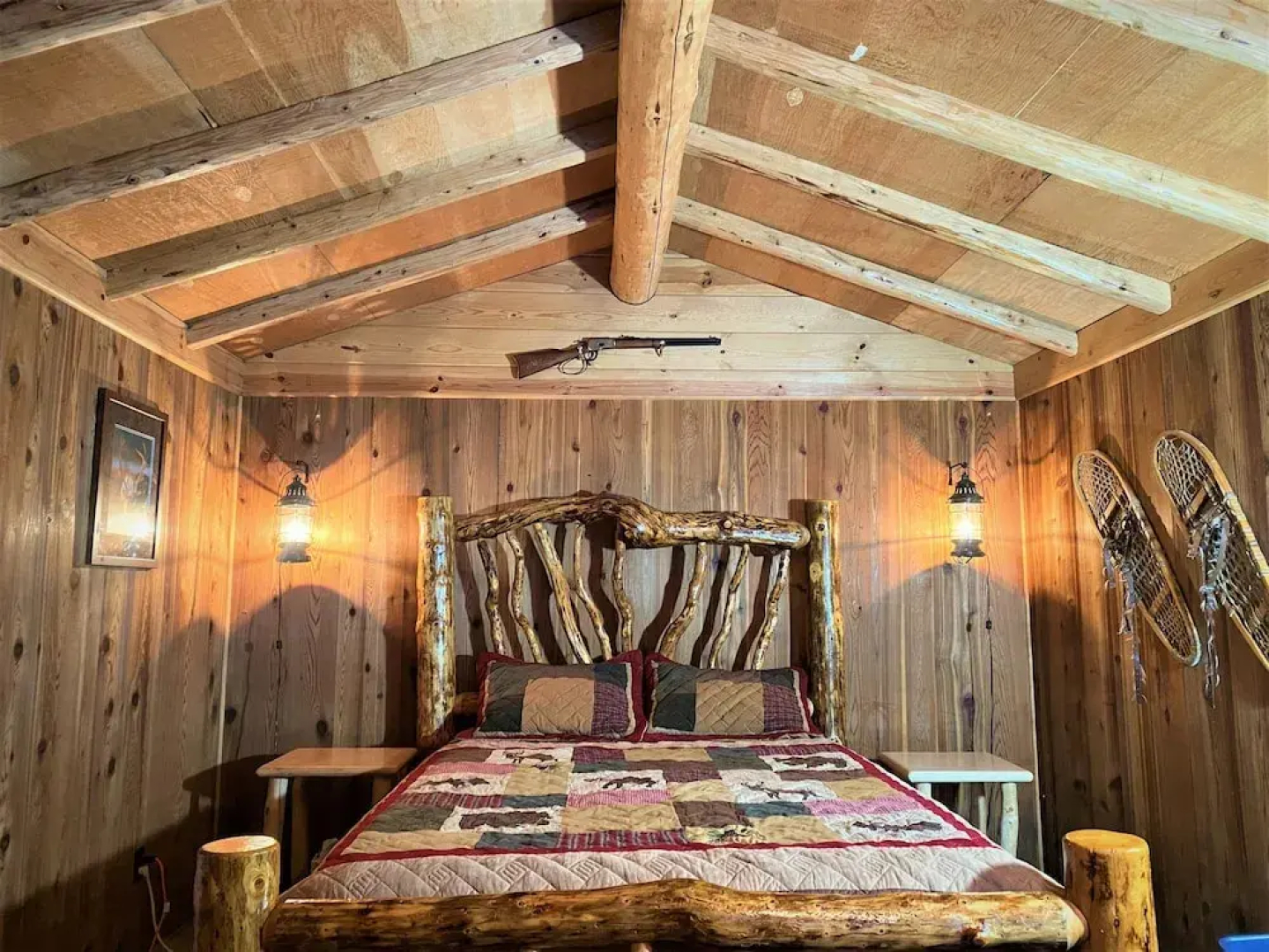 Alaska Creekside Cabins