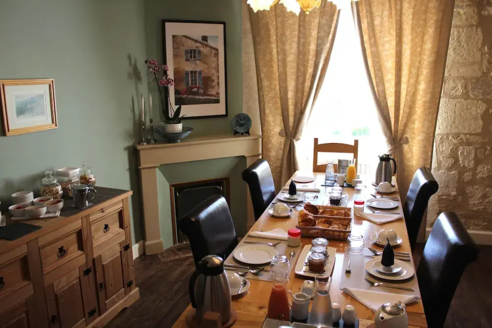 Le Patio Chambres et Table dHotes