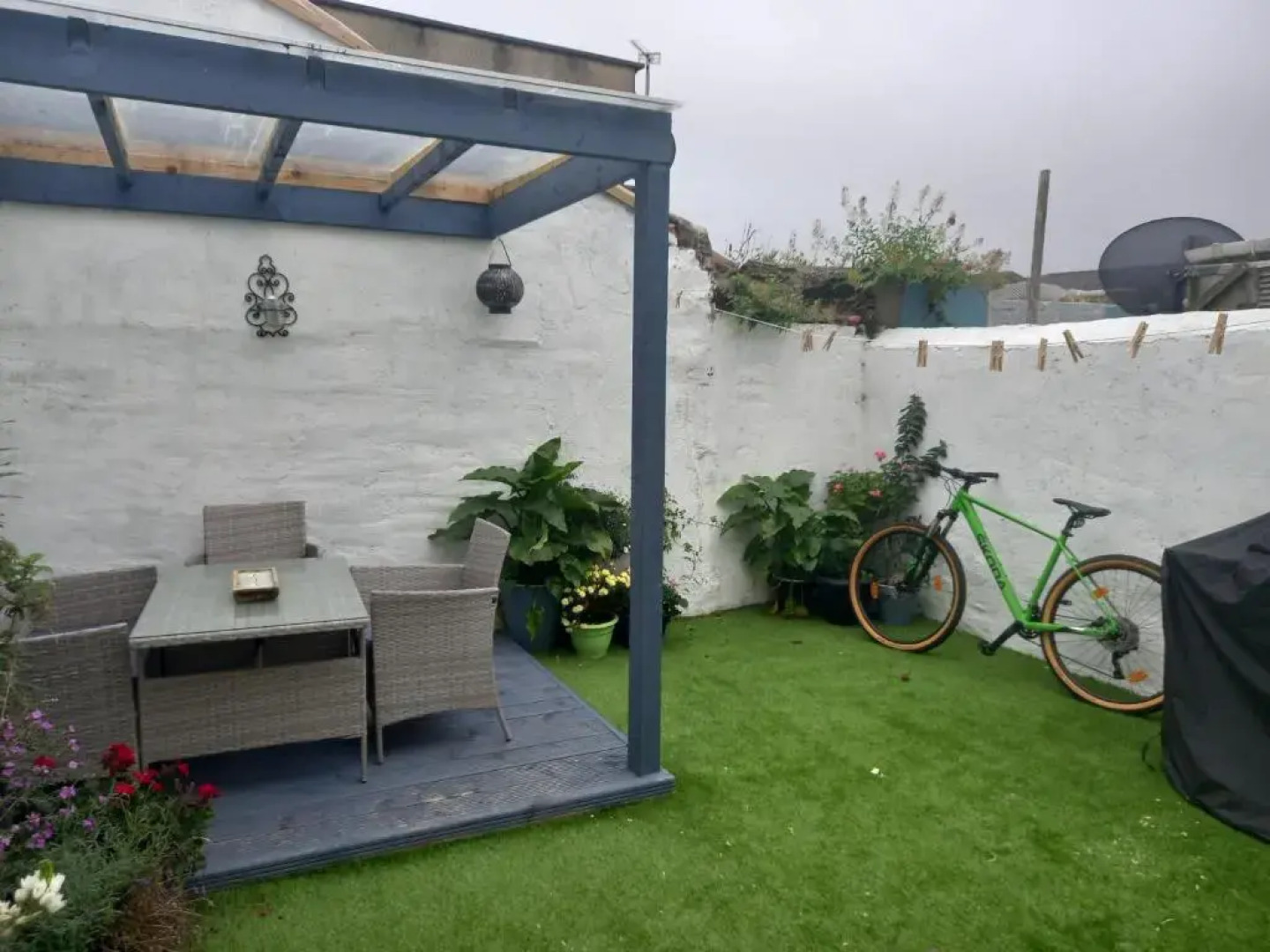 3 bed corner terrace house by the sea Wicklow town