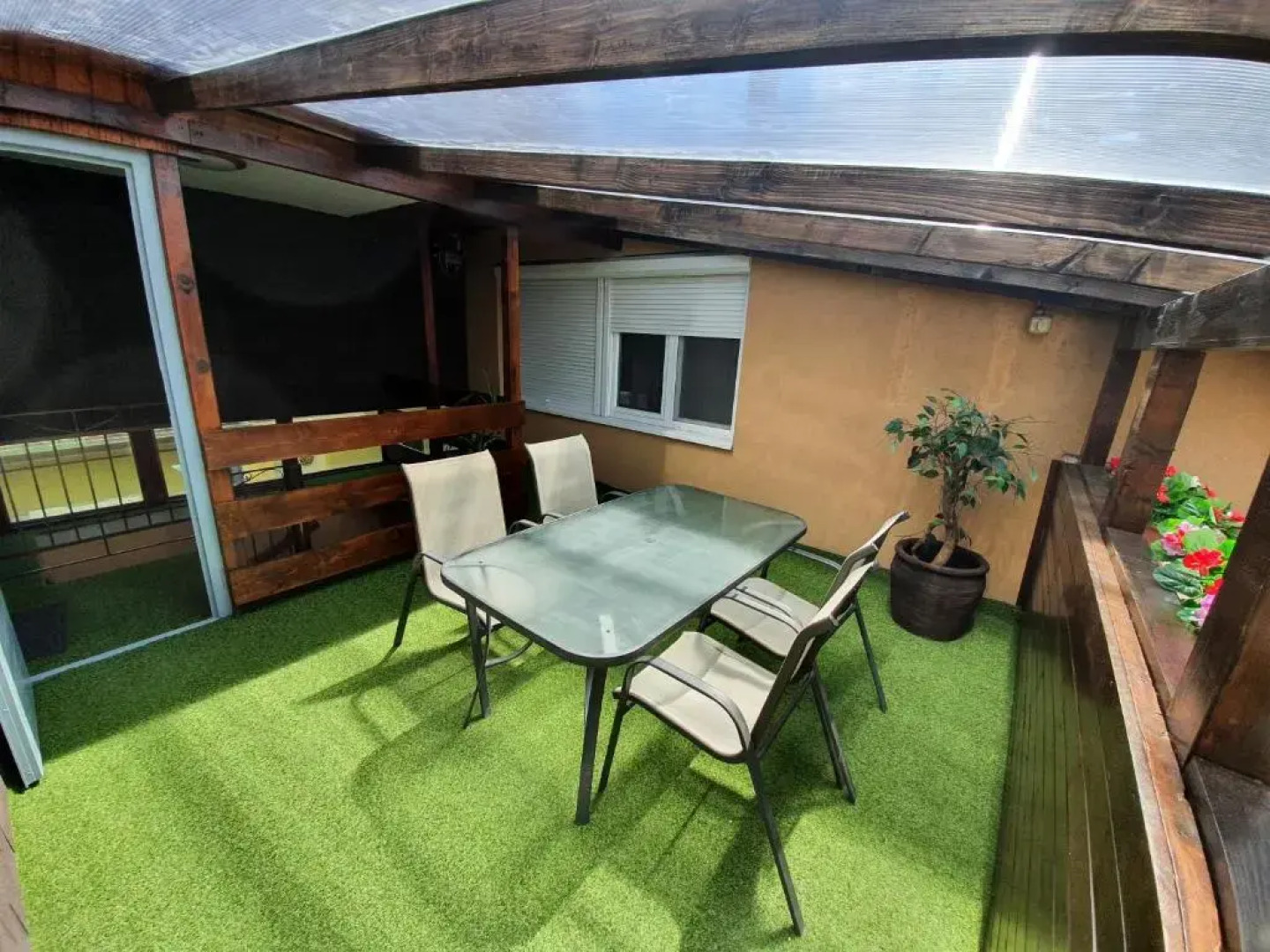 Napsugár Panzió és Kávézó