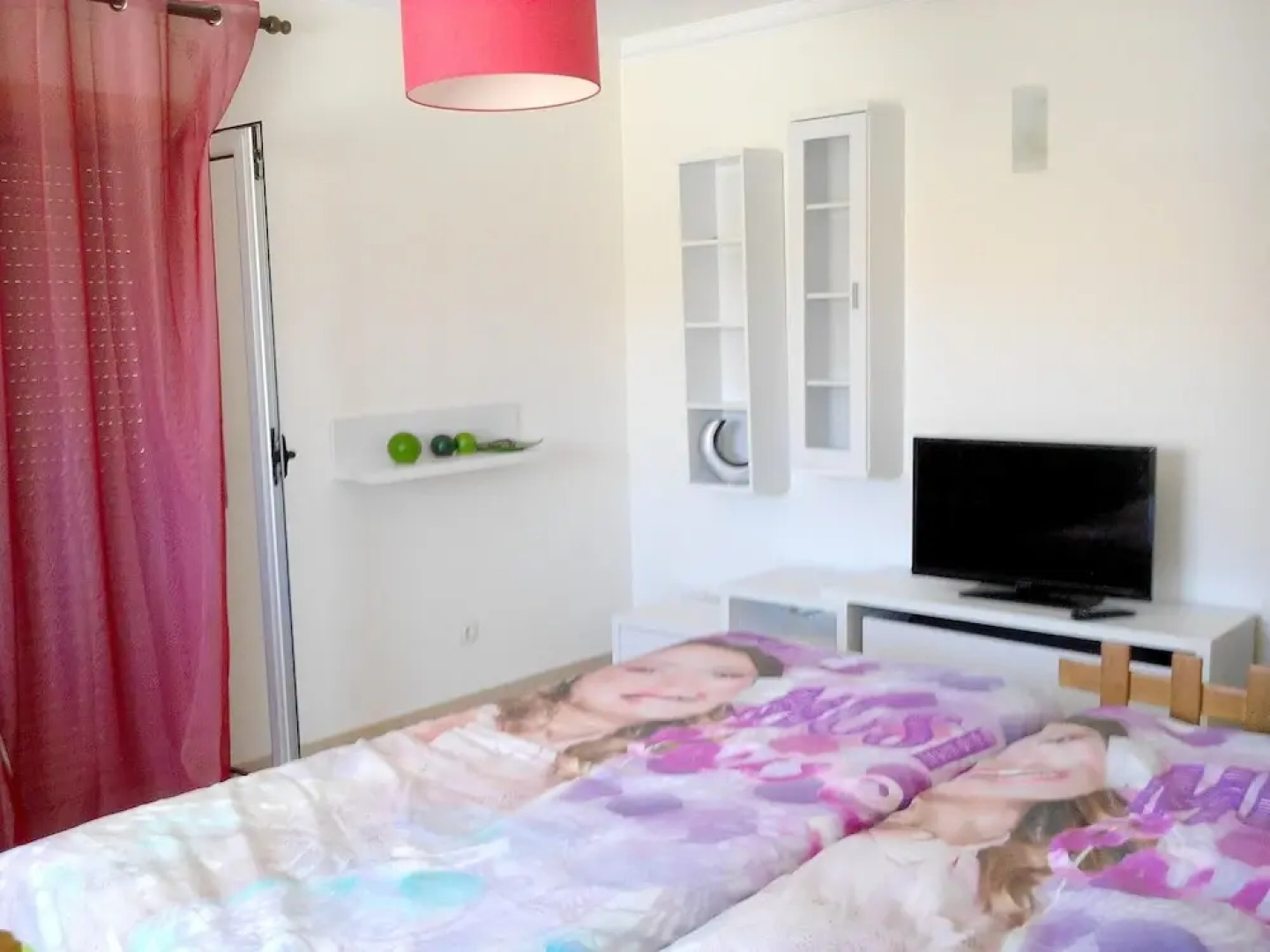 Apartment With one Bedroom in Caldas da Rainha, With Shared Pool, Furnished Terrace and Wifi - Near the Beach