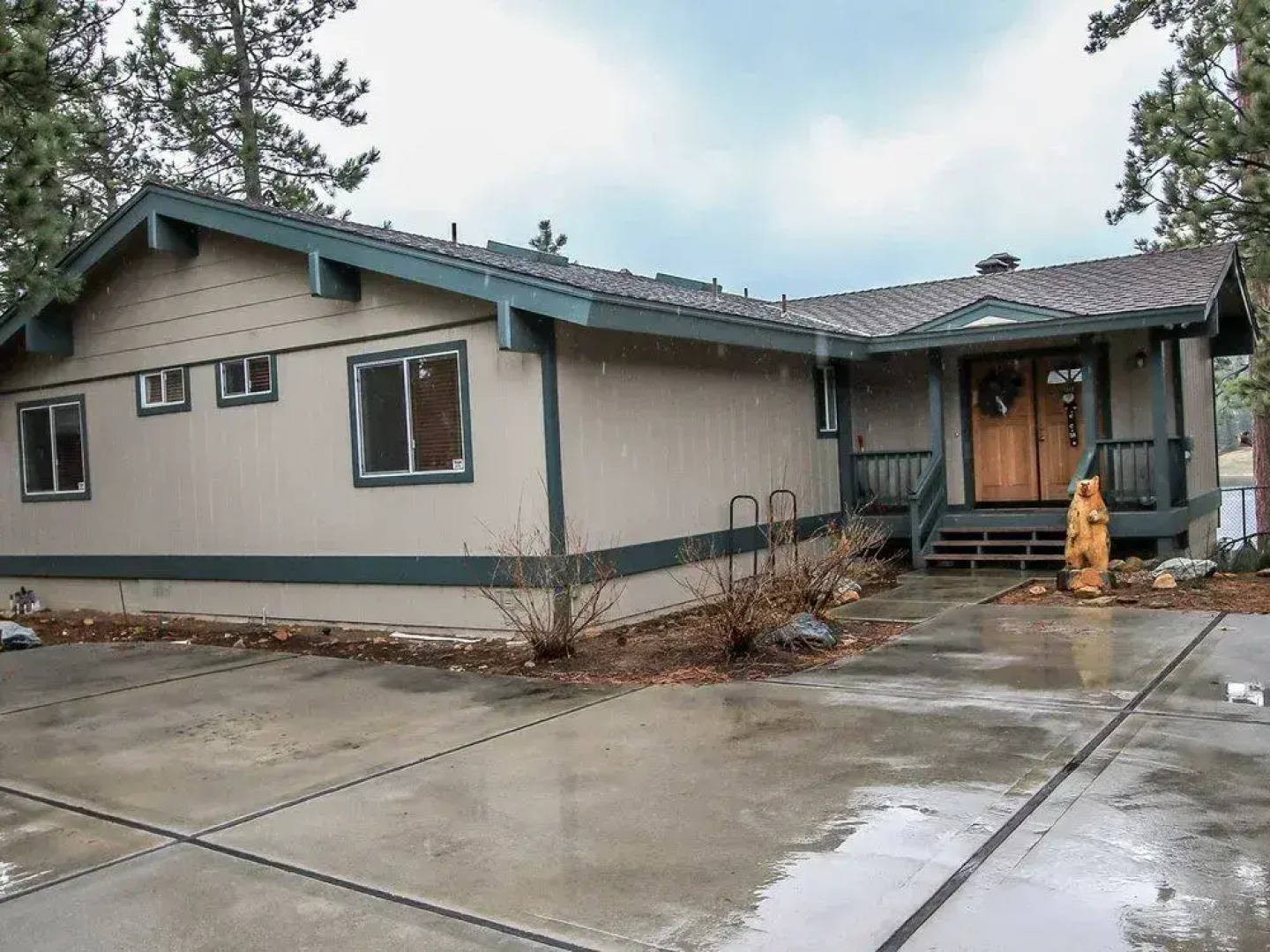 Lakefront Sanctuary #1306