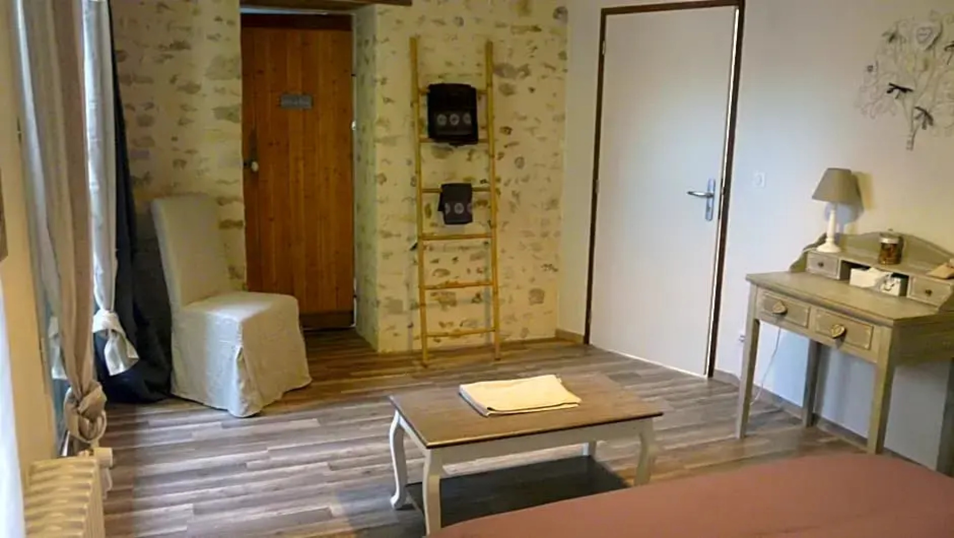 Gite - a L'ombre du Teil