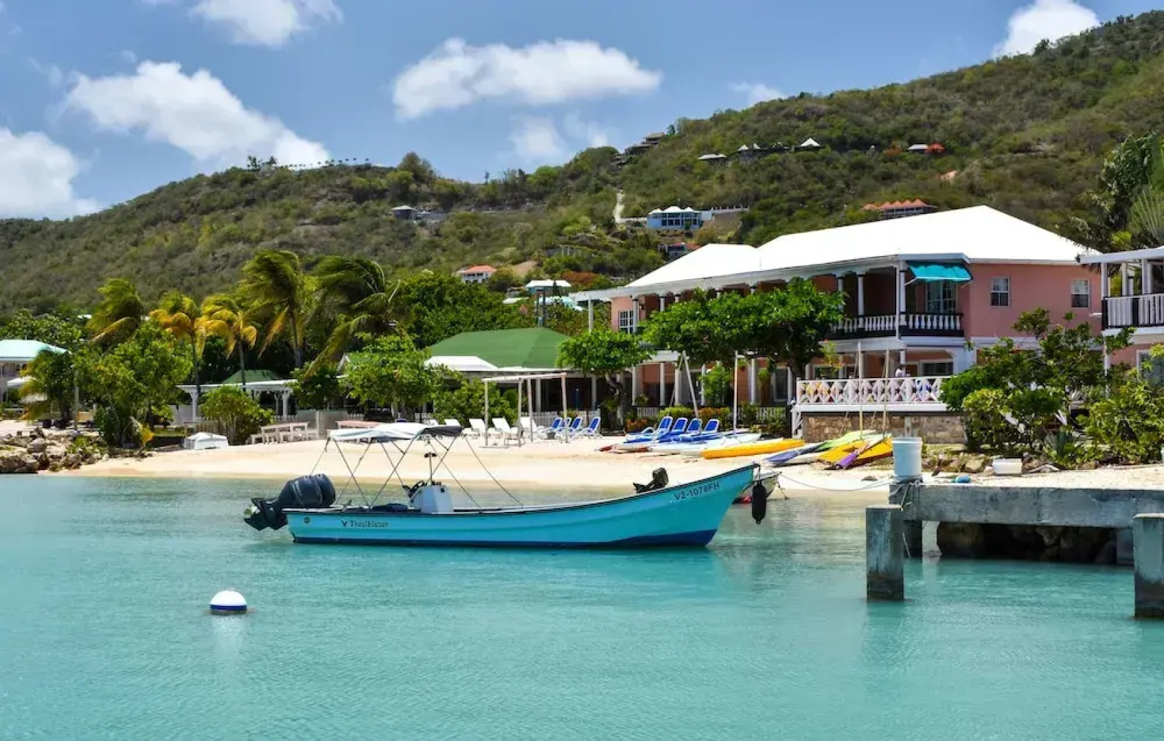 Catamaran Hotel Marina