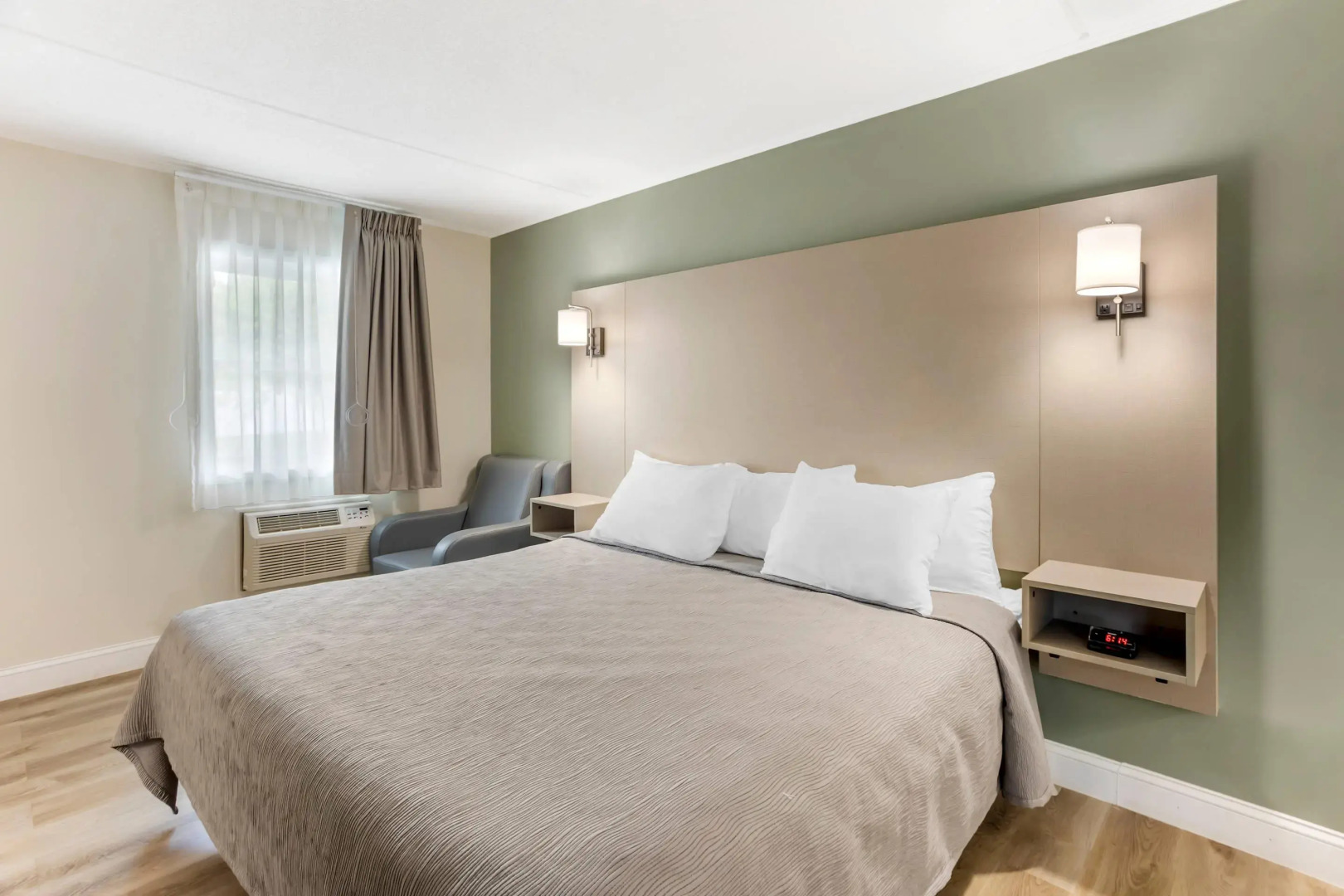 Quality Inn Smoketown - Lancaster Area