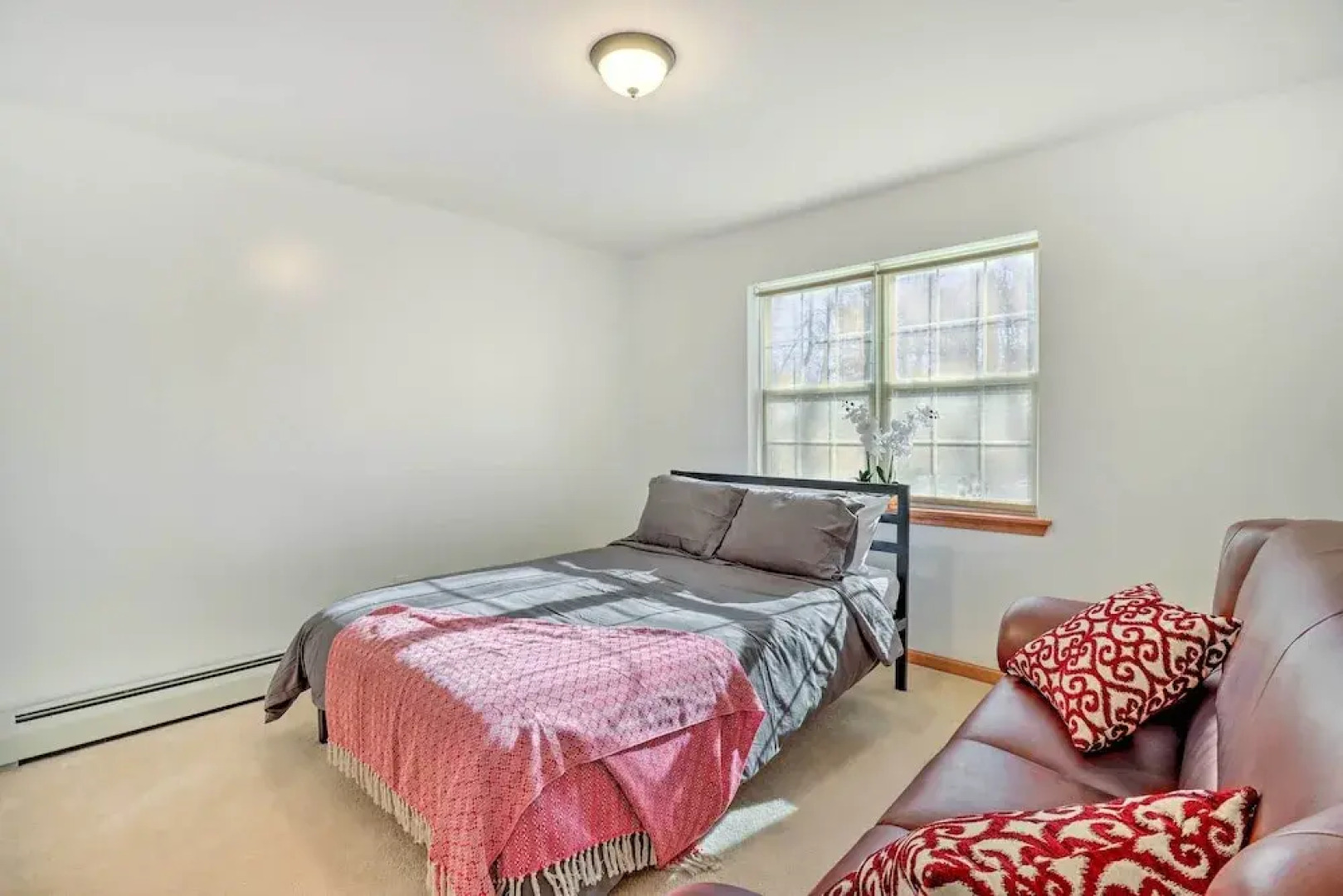 Beautiful Effort Escape w/ Private Hot Tub!