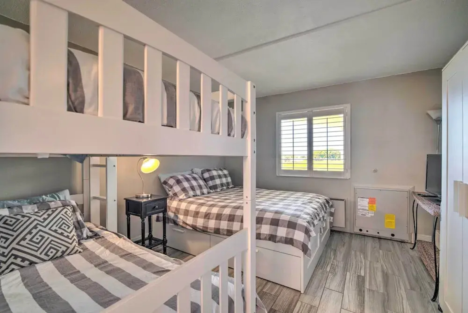 Relaxing Hudson Condo Steps From the Pool!