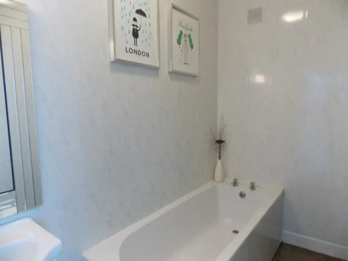 3 Chimneys Apartments