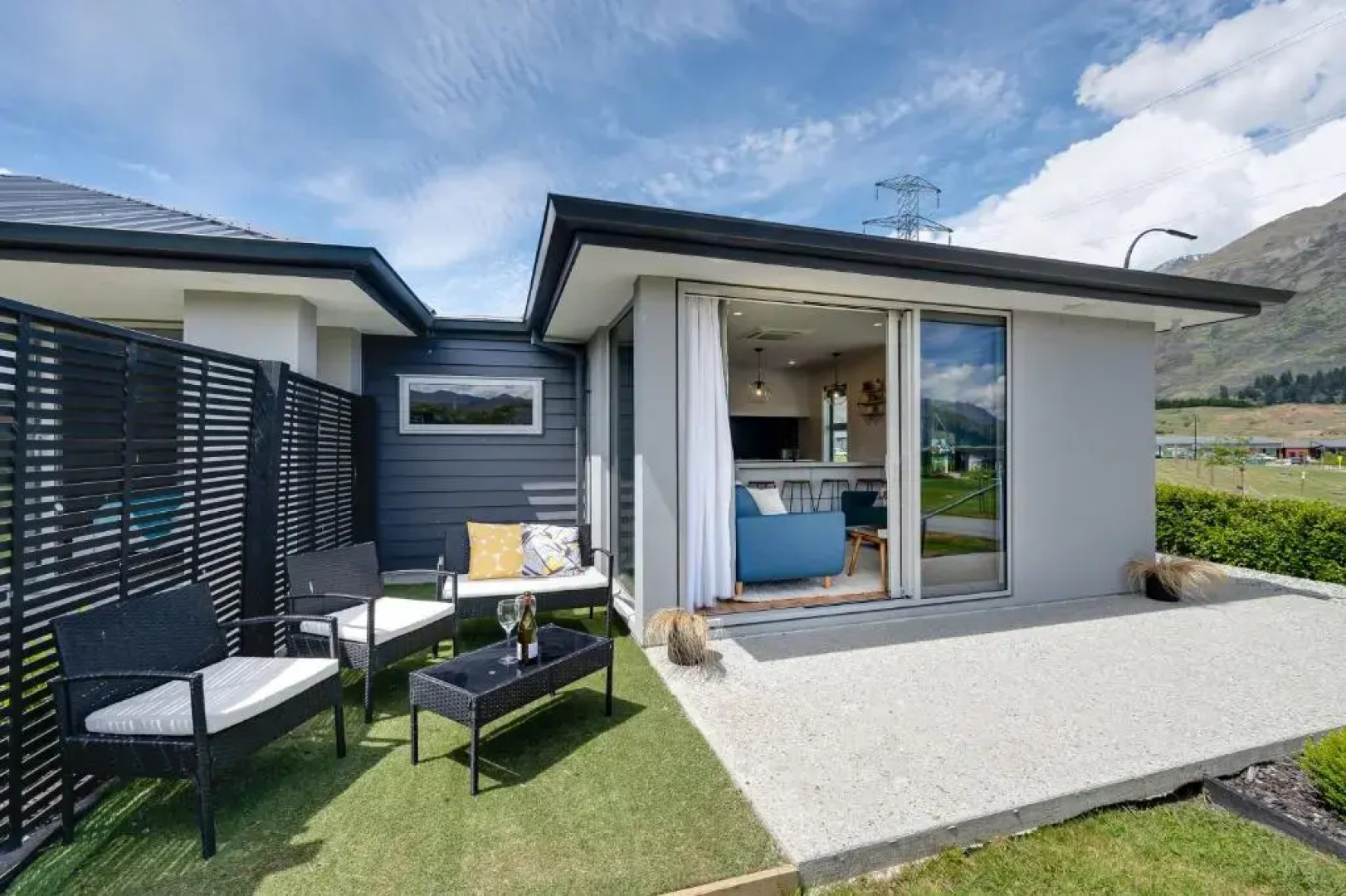 Little Piece of Paradise