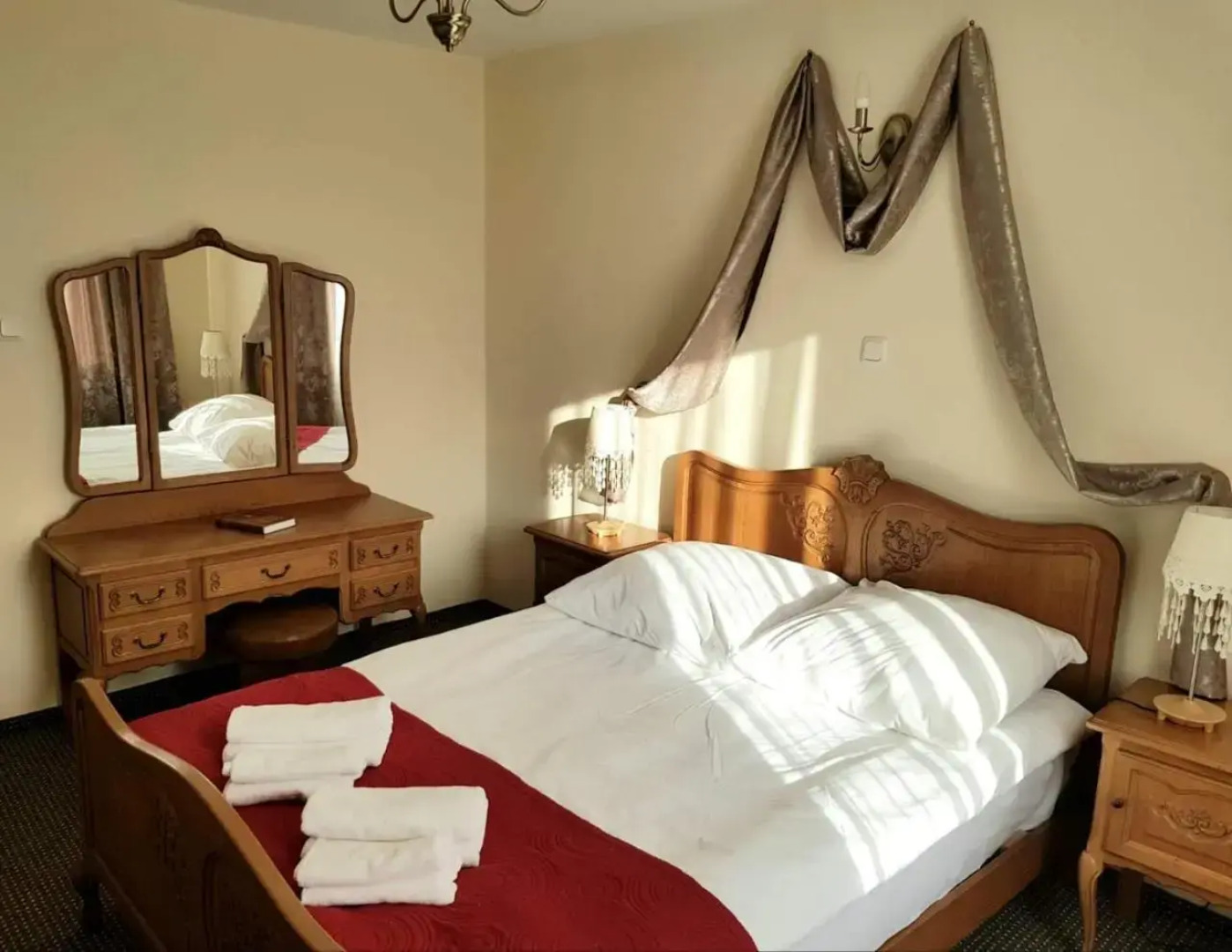 Obiekt hotelarski "Czarny Rycerz"