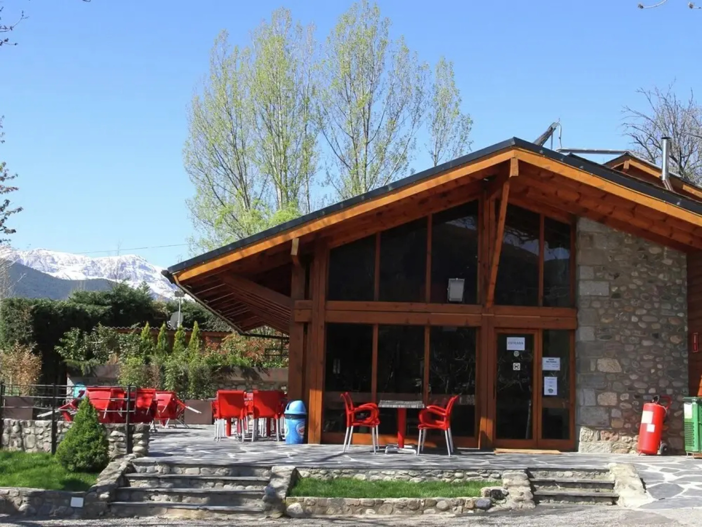 Scenic Bungalow With a Fireplace in the Middle of the Pyrenees