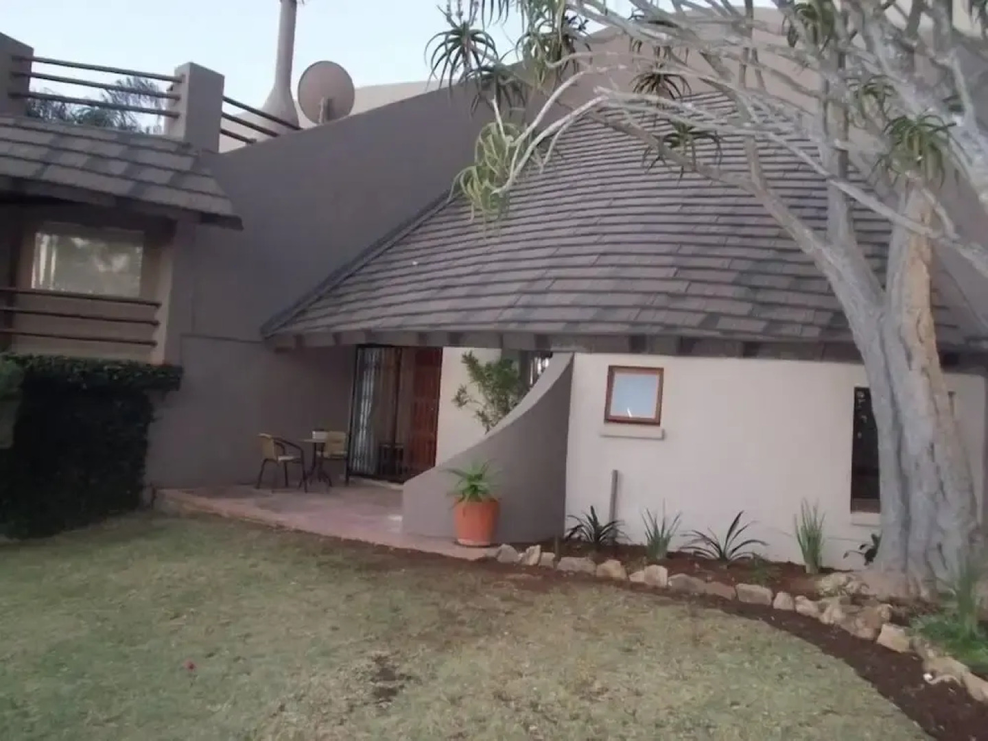 The Rest Zebra Lodge