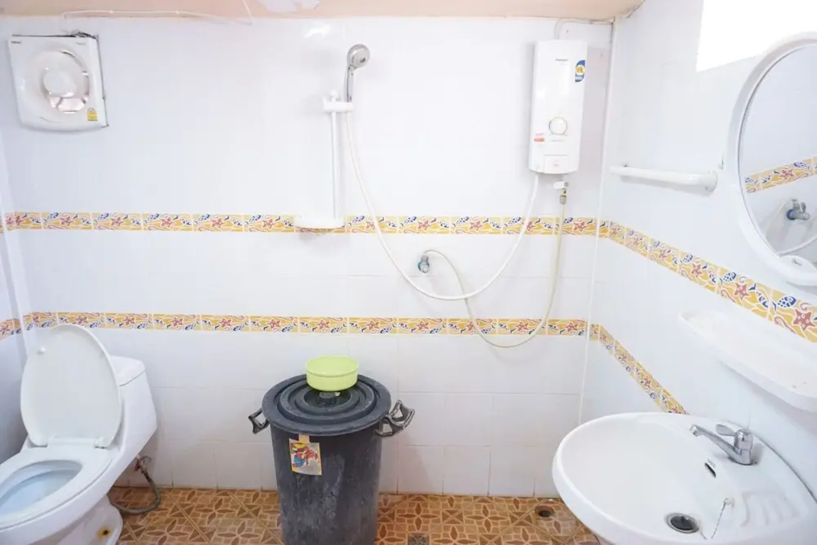 Bua Luang Nakara Resort